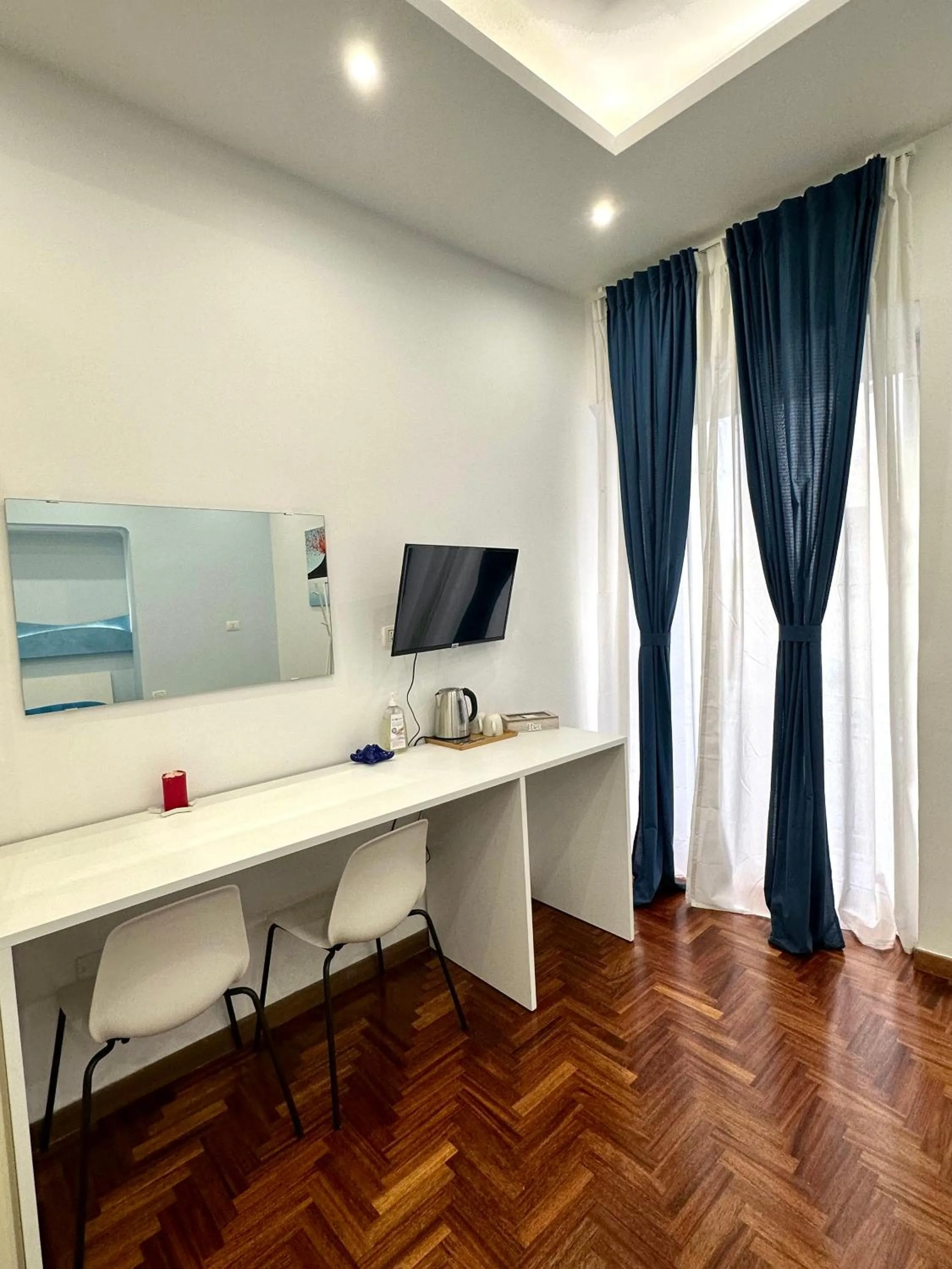 SoLuMa' Chiaja Rooms