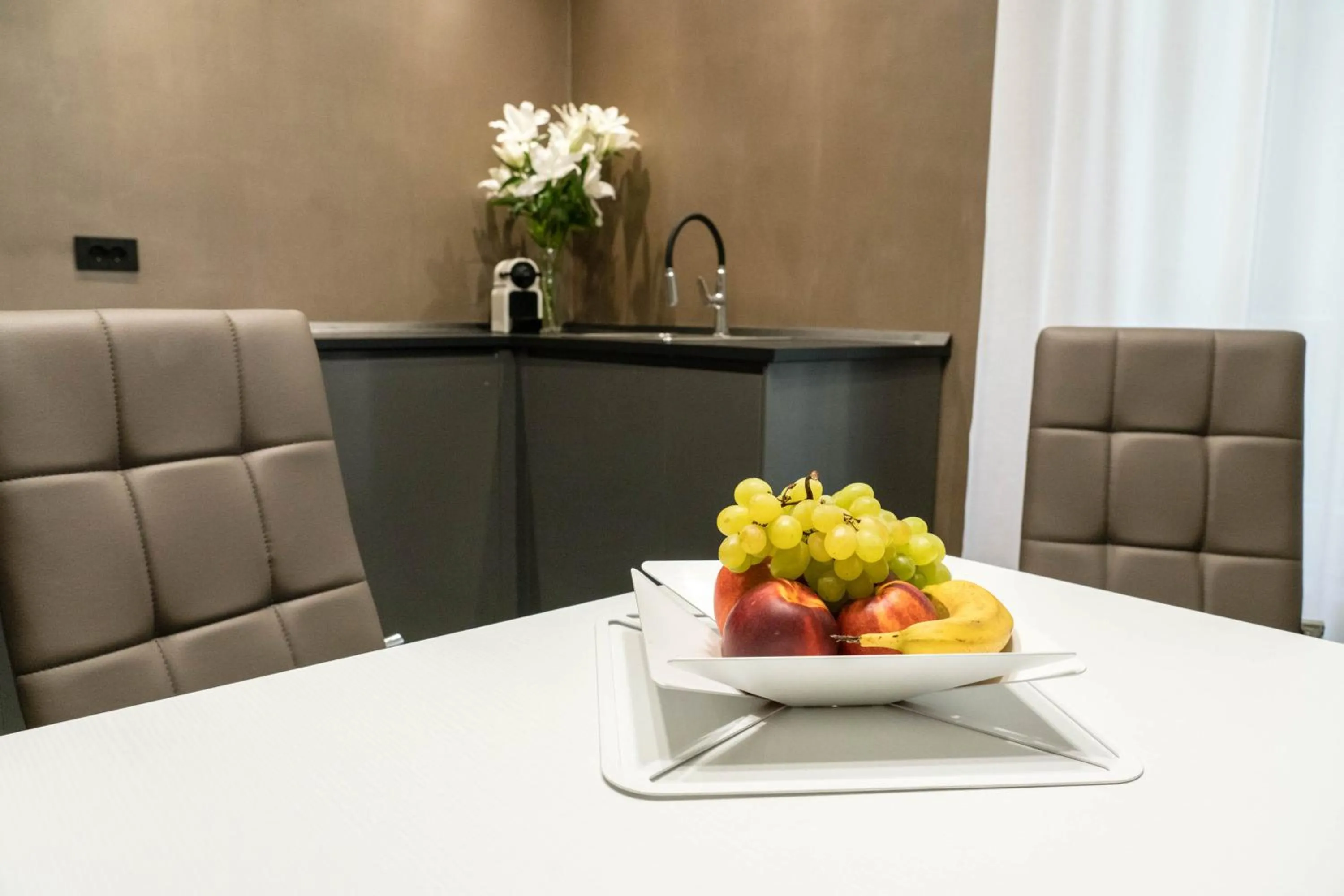 Communal lounge/ TV room in Teseo Rooms & Relax