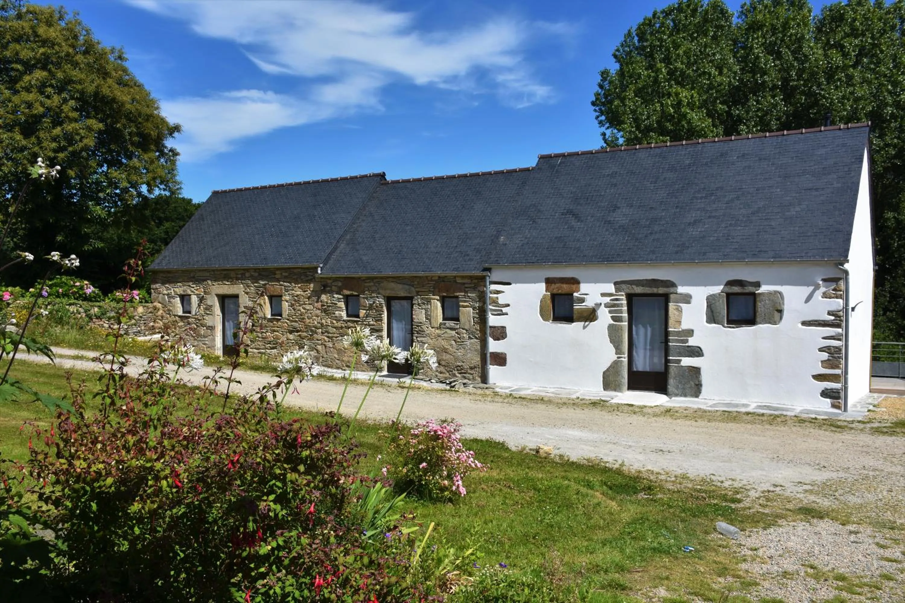 Property building in Domaine des Fougères