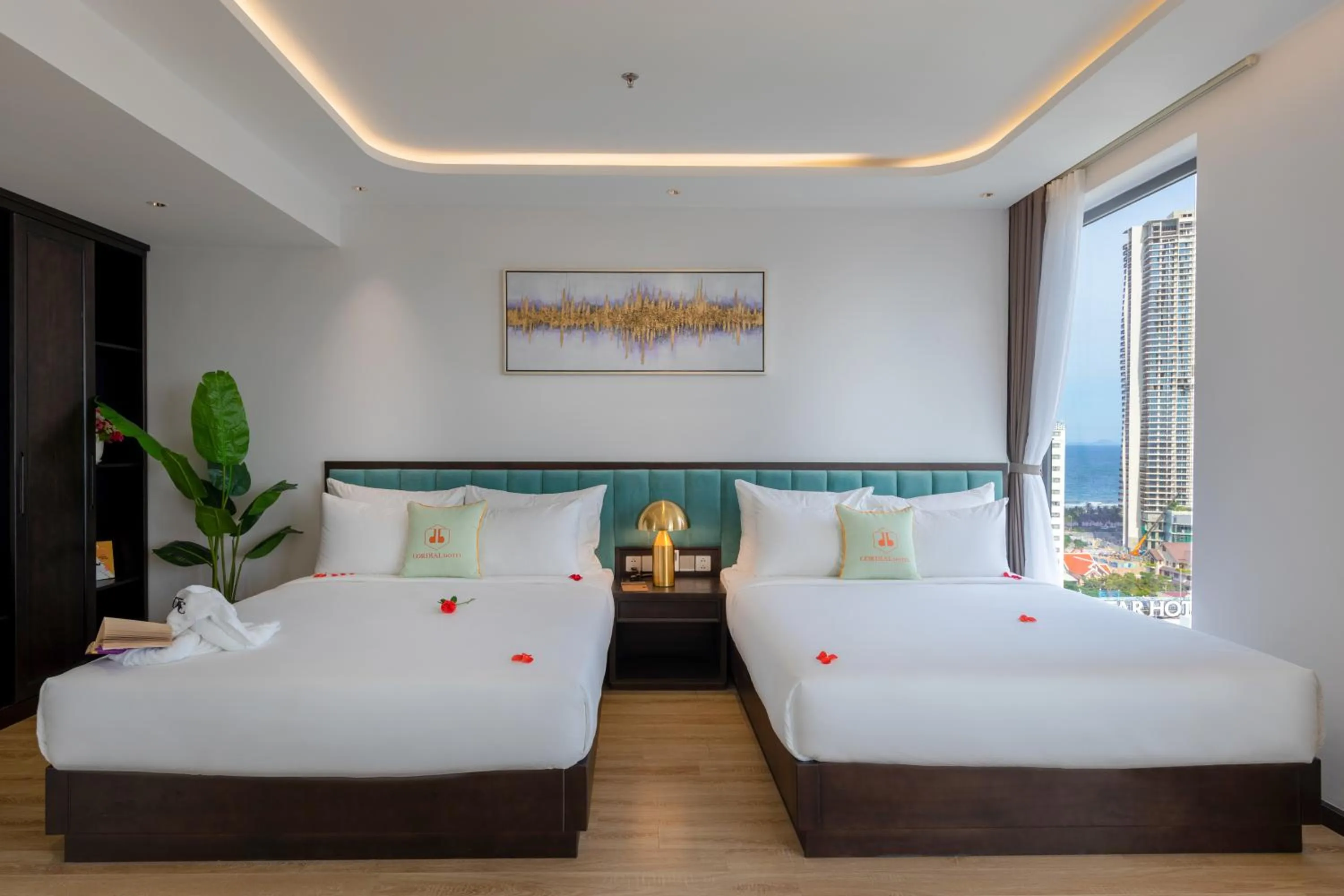 Bed in Cordial Grand Hotel Da Nang Beach - Infinity Rooftop Pool
