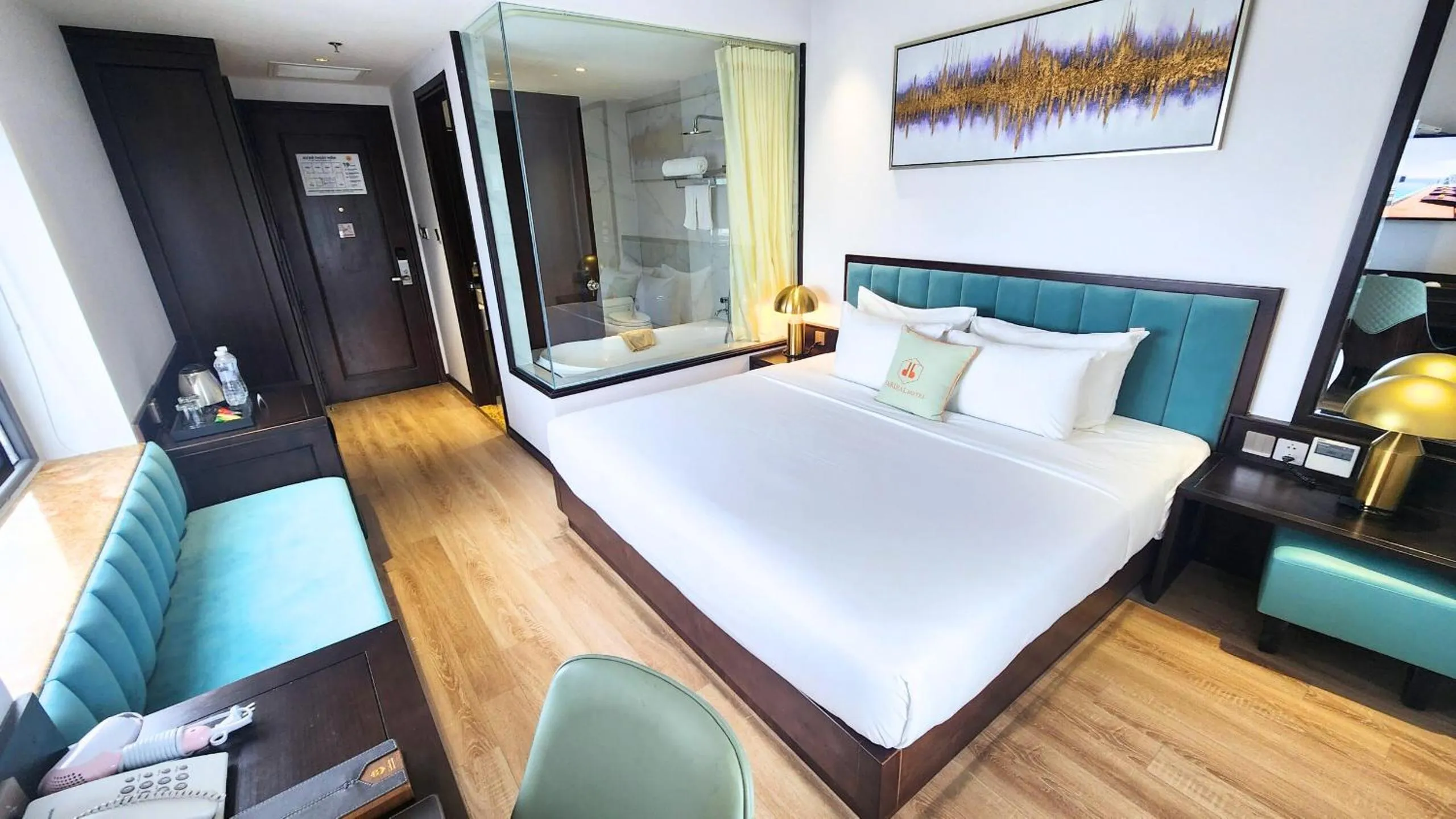 Bed in Cordial Grand Hotel Da Nang Beach - Infinity Rooftop Pool