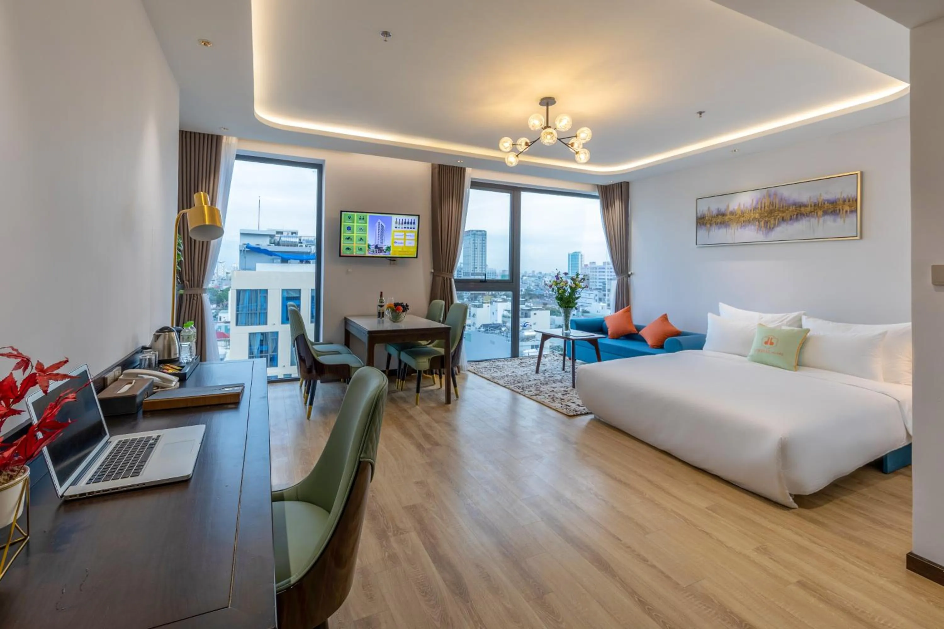 Communal lounge/ TV room, Bed in Cordial Grand Hotel Da Nang Beach - Infinity Rooftop Pool