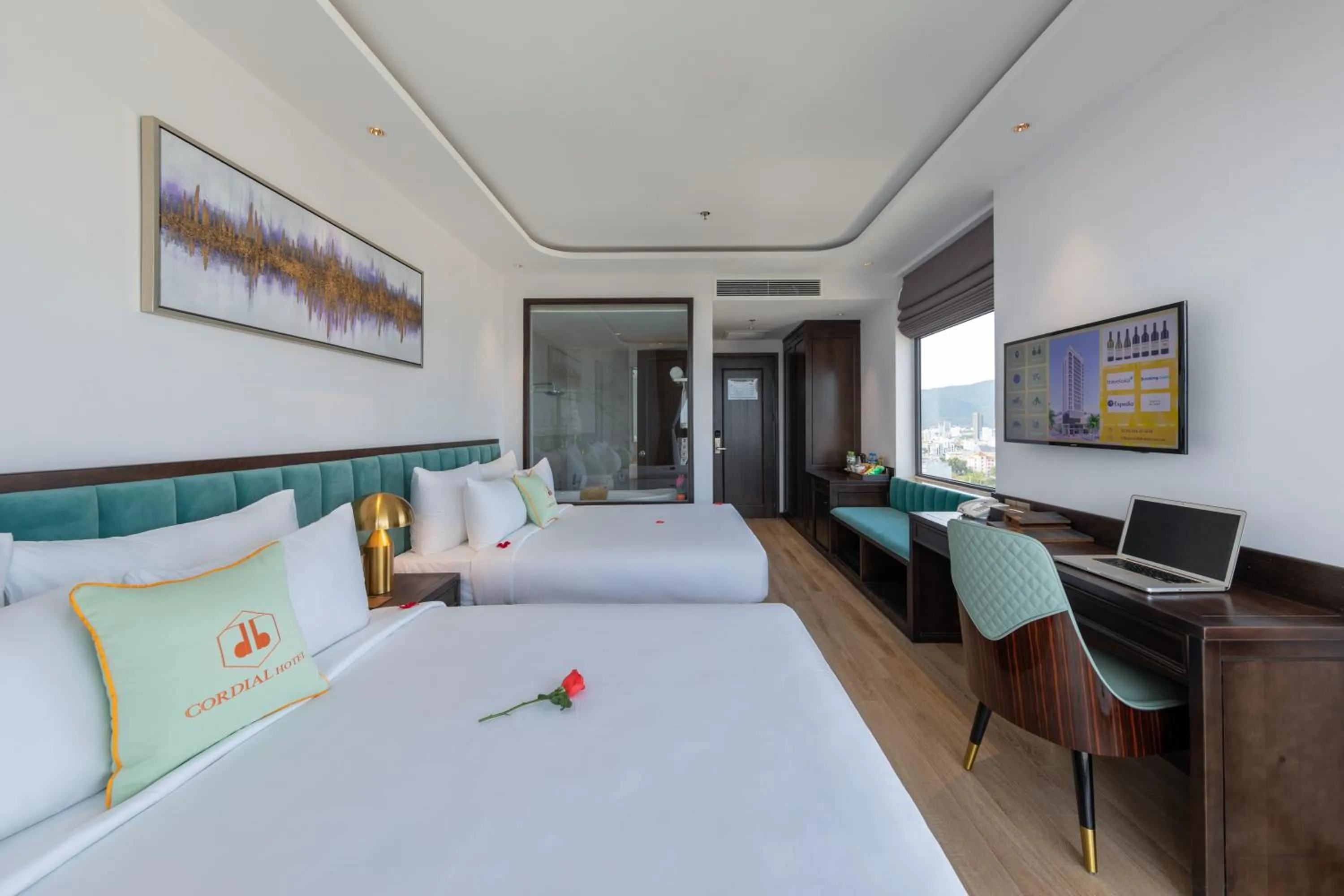 Communal lounge/ TV room, Bed in Cordial Grand Hotel Da Nang Beach - Infinity Rooftop Pool