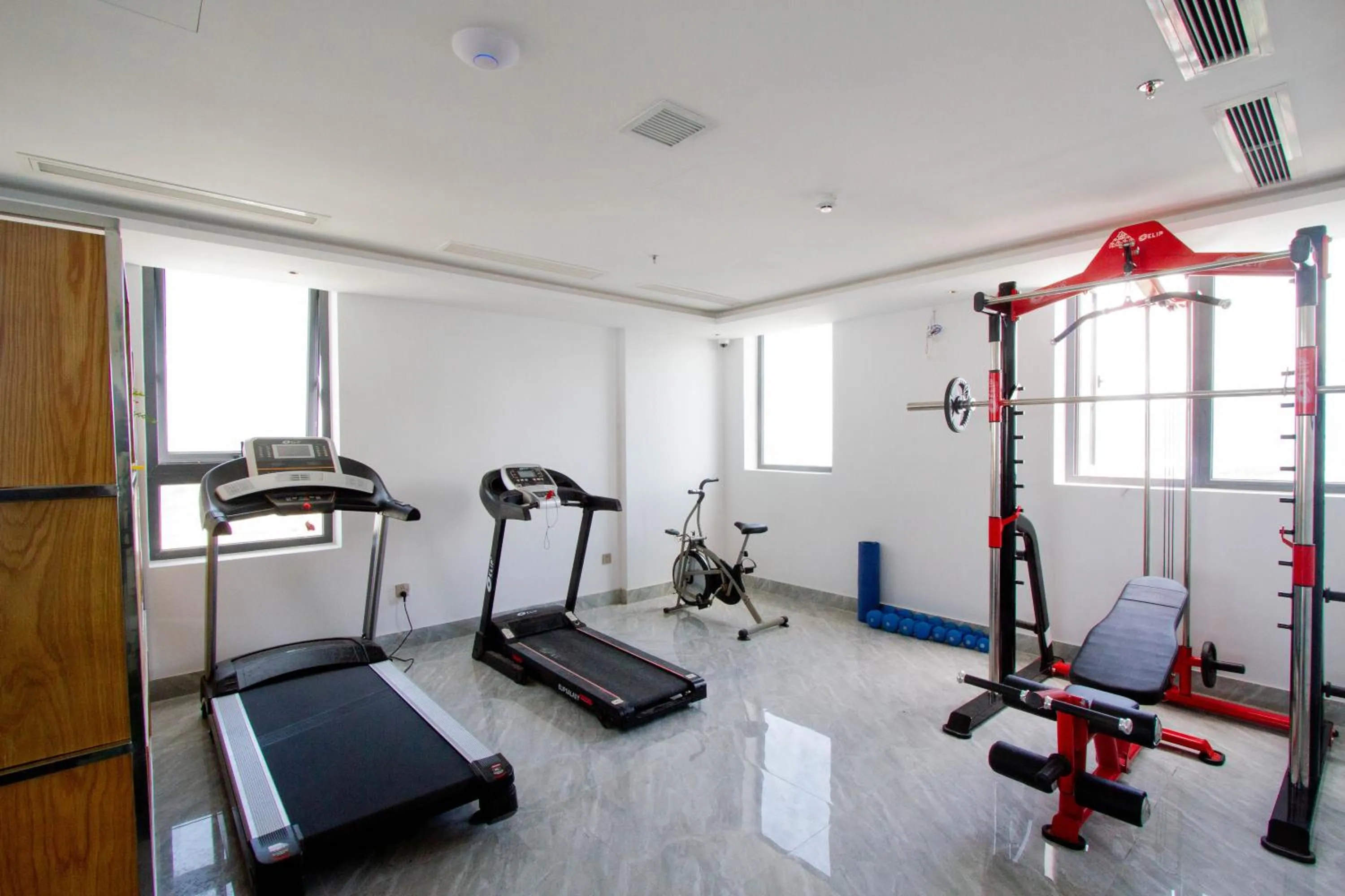 Fitness centre/facilities in Cordial Grand Hotel Da Nang Beach - Infinity Rooftop Pool
