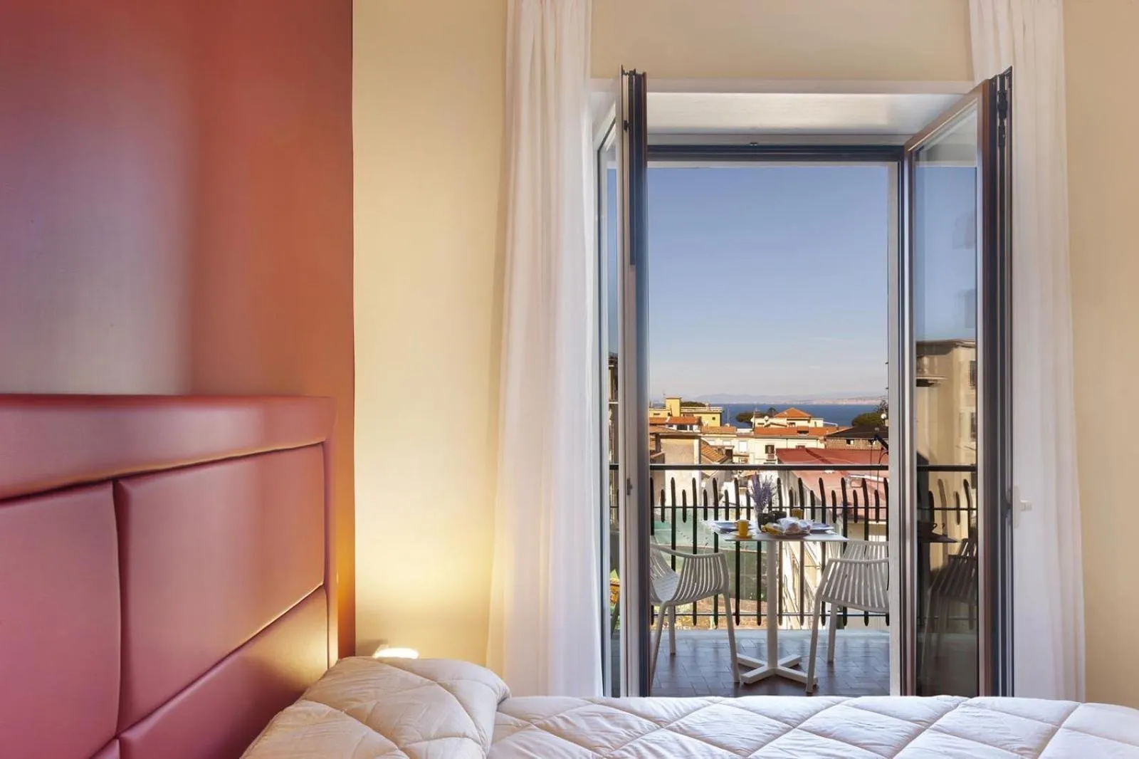 View (from property/room), Bed in Parco Tasso Guest House