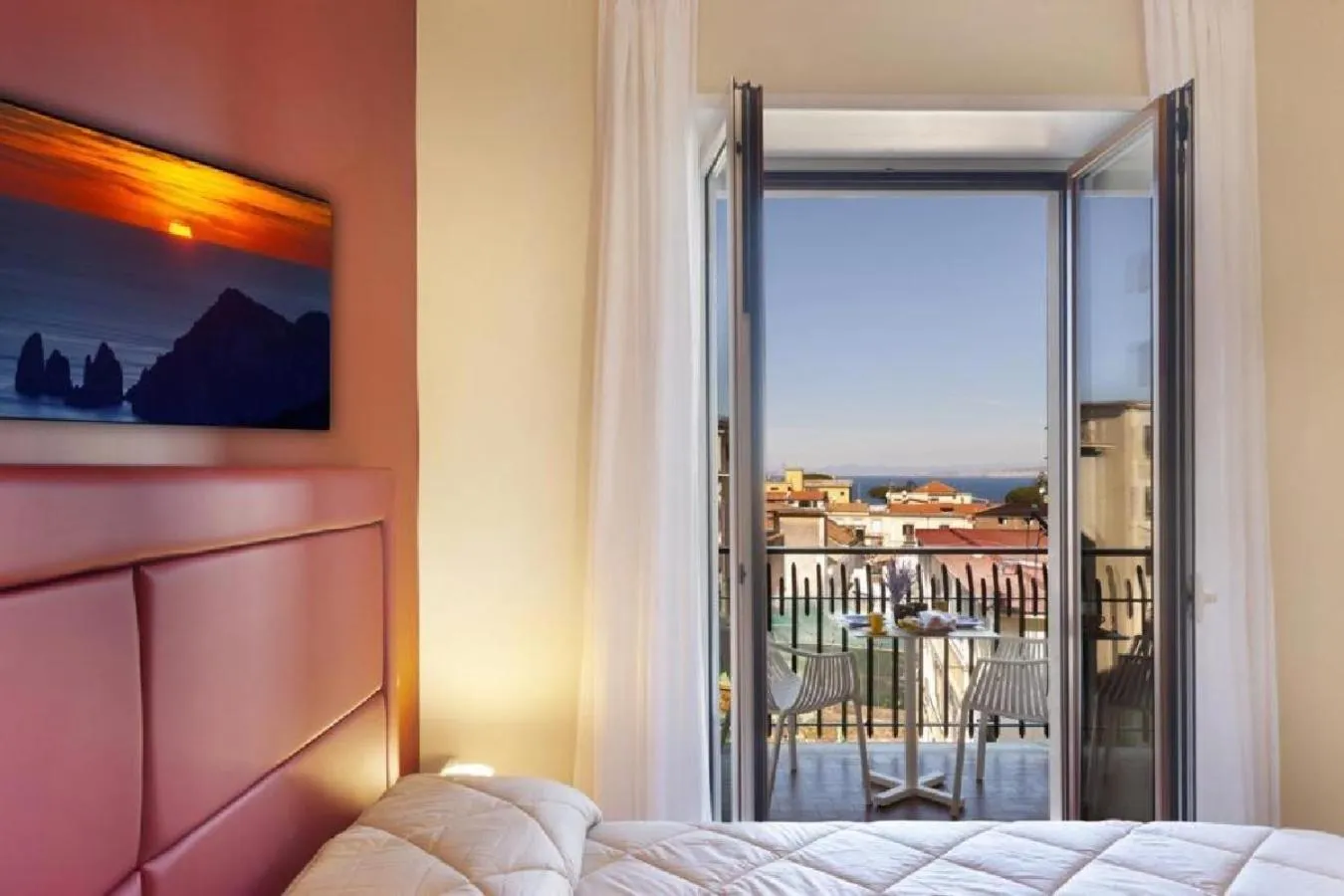 View (from property/room), Bed in Parco Tasso Guest House