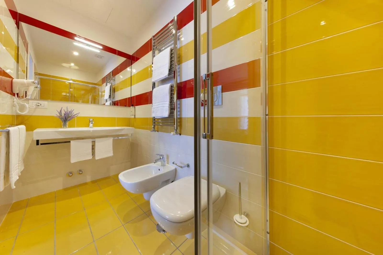 Shower in Parco Tasso Guest House