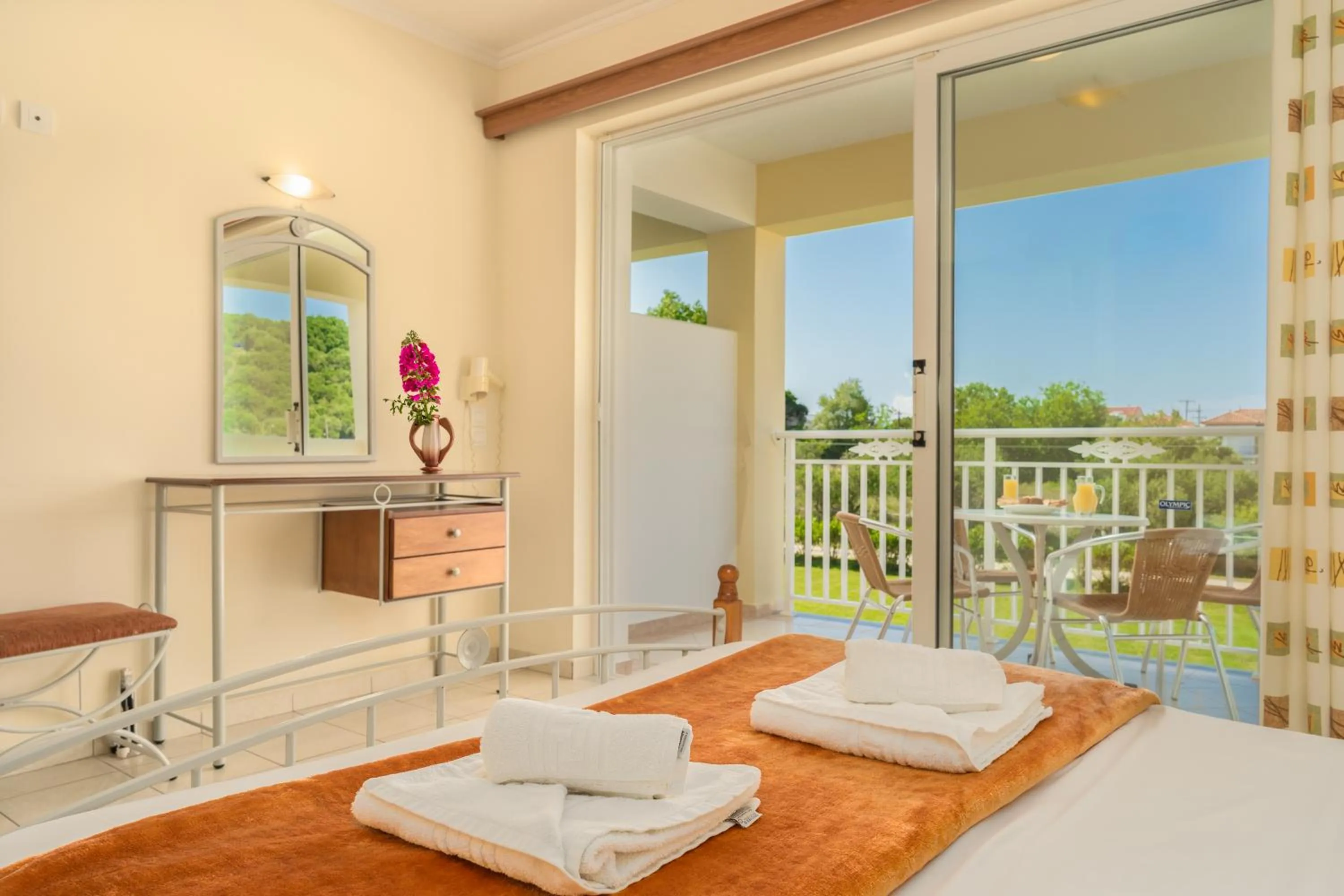 Bedroom in Manousis ApartHotel