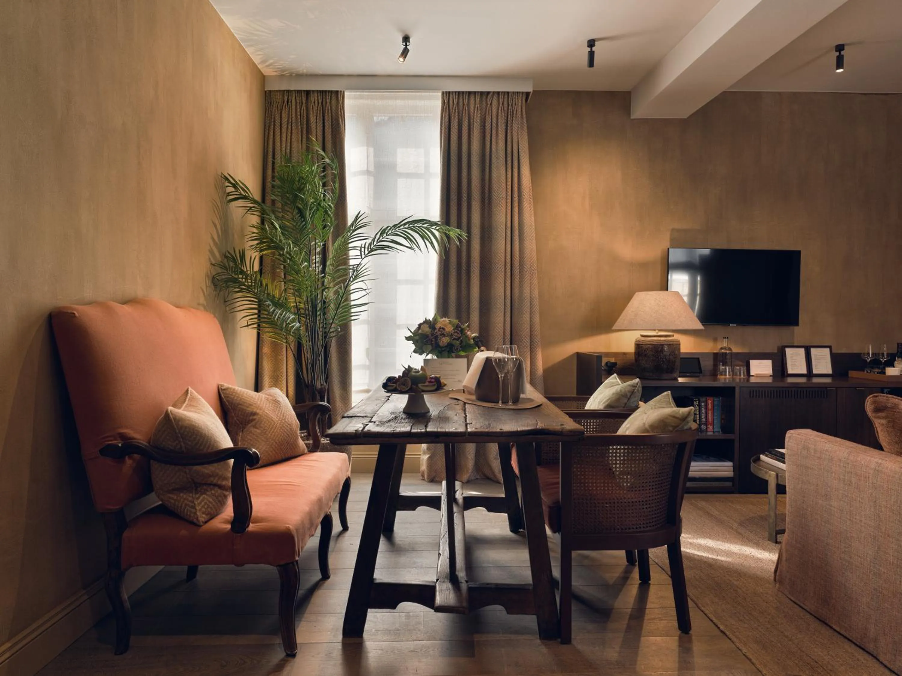 Living room in Botanic Sanctuary Antwerp - The Leading Hotels of the World