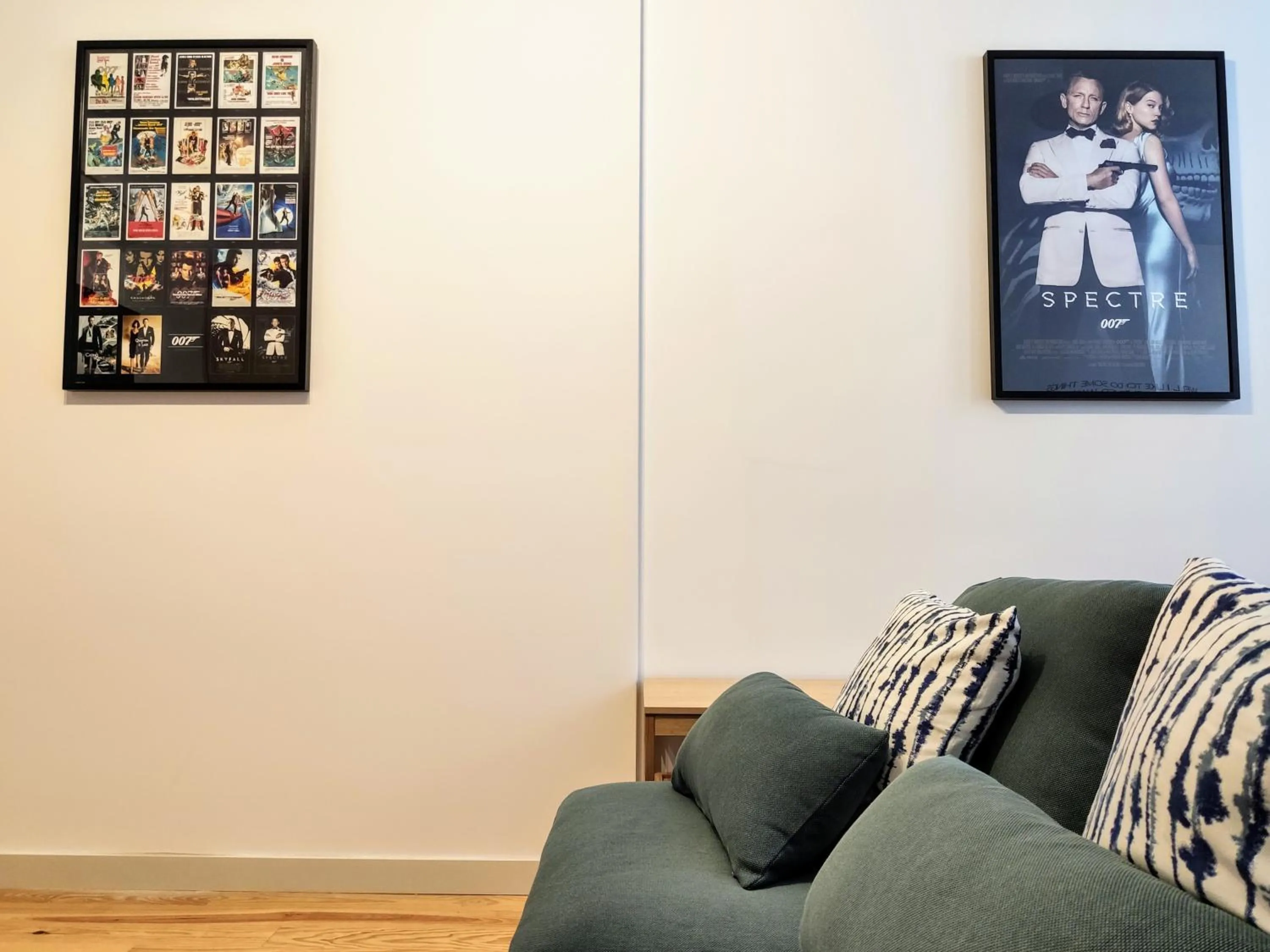 Decorative detail in Bombarda Cinema Apartments