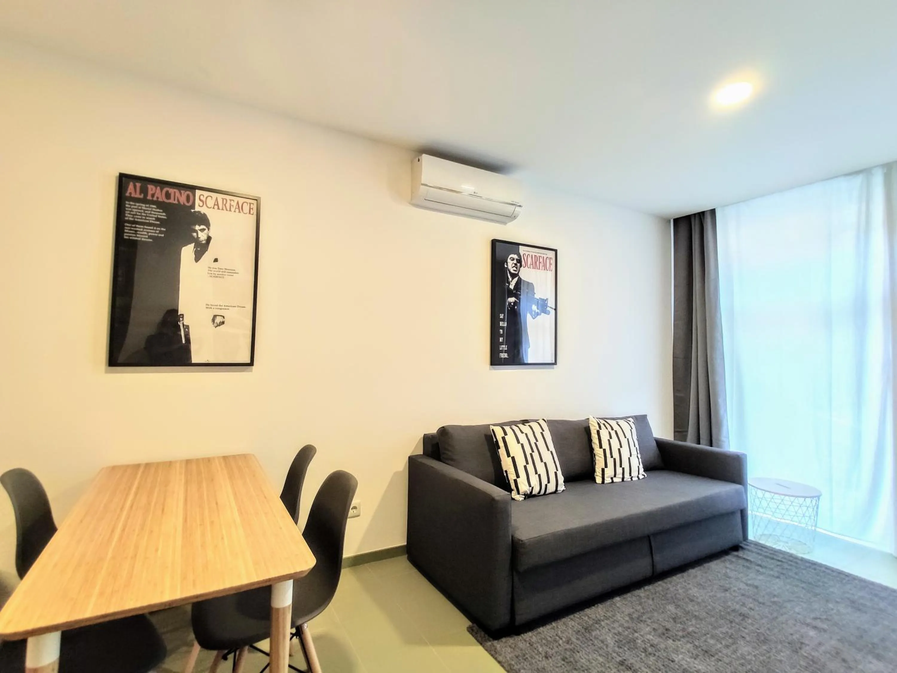 Living room in Bombarda Cinema Apartments