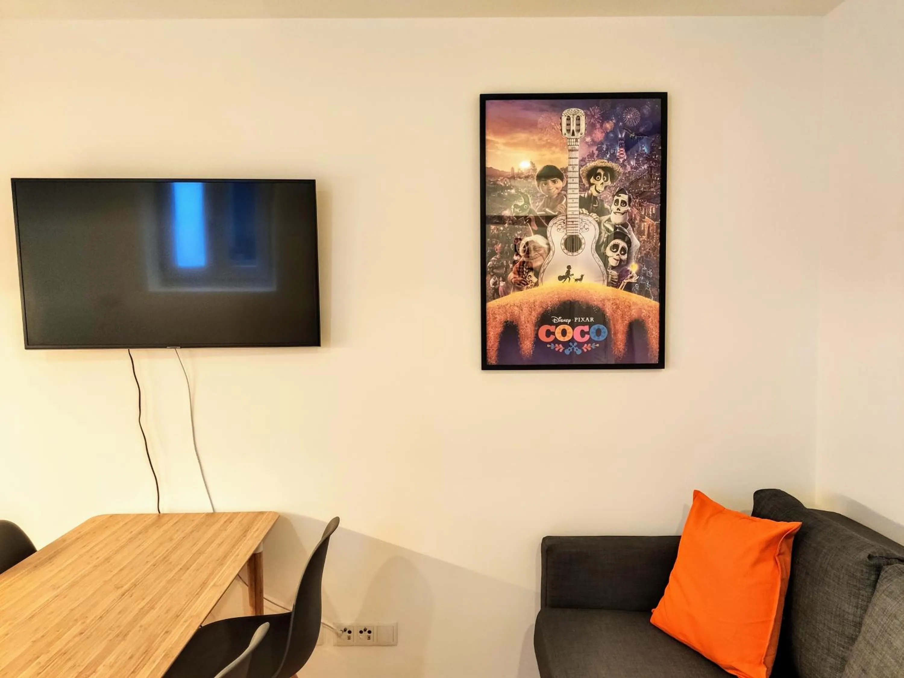 TV and multimedia in Bombarda Cinema Apartments