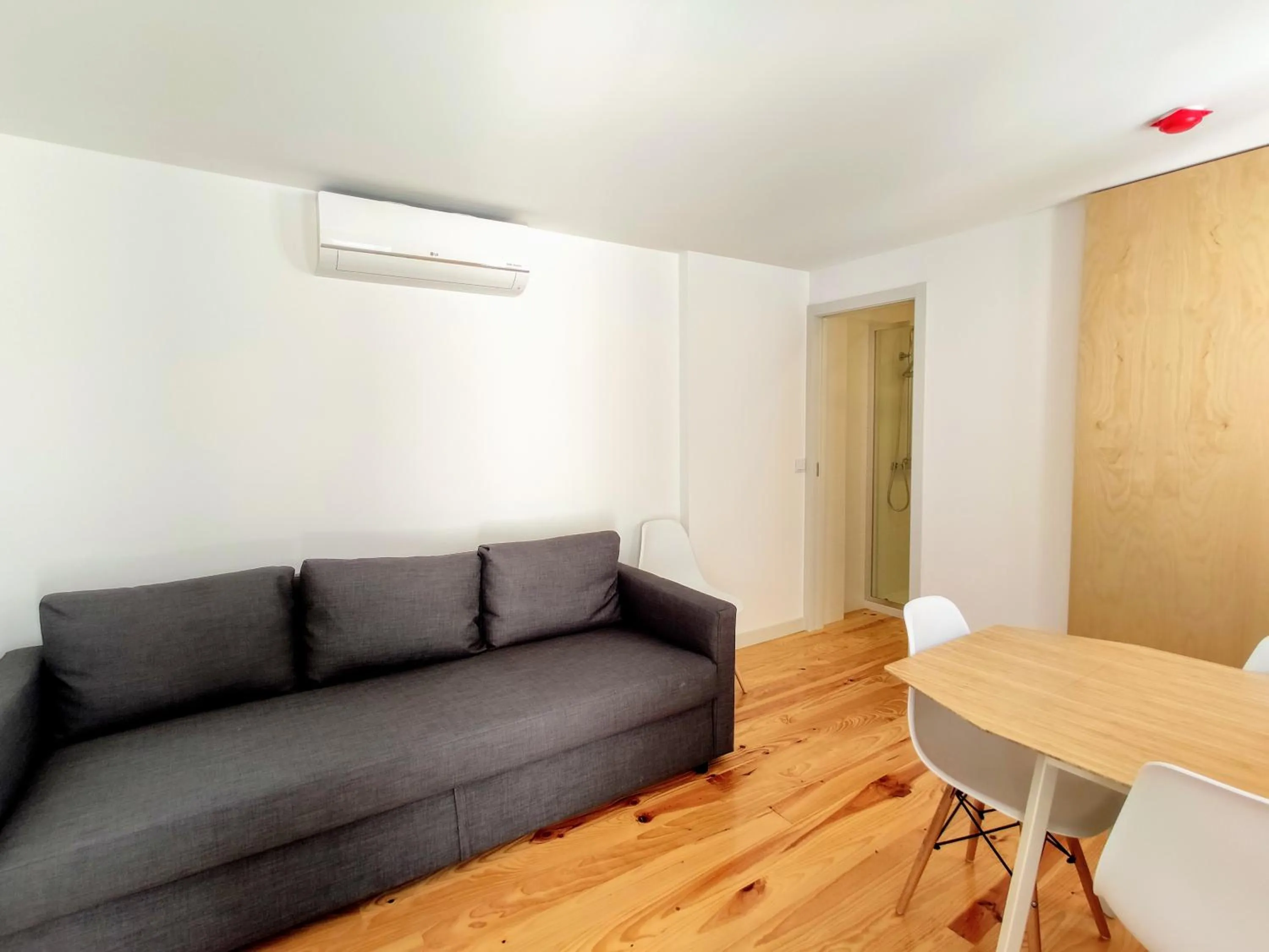 Living room in Bombarda Cinema Apartments