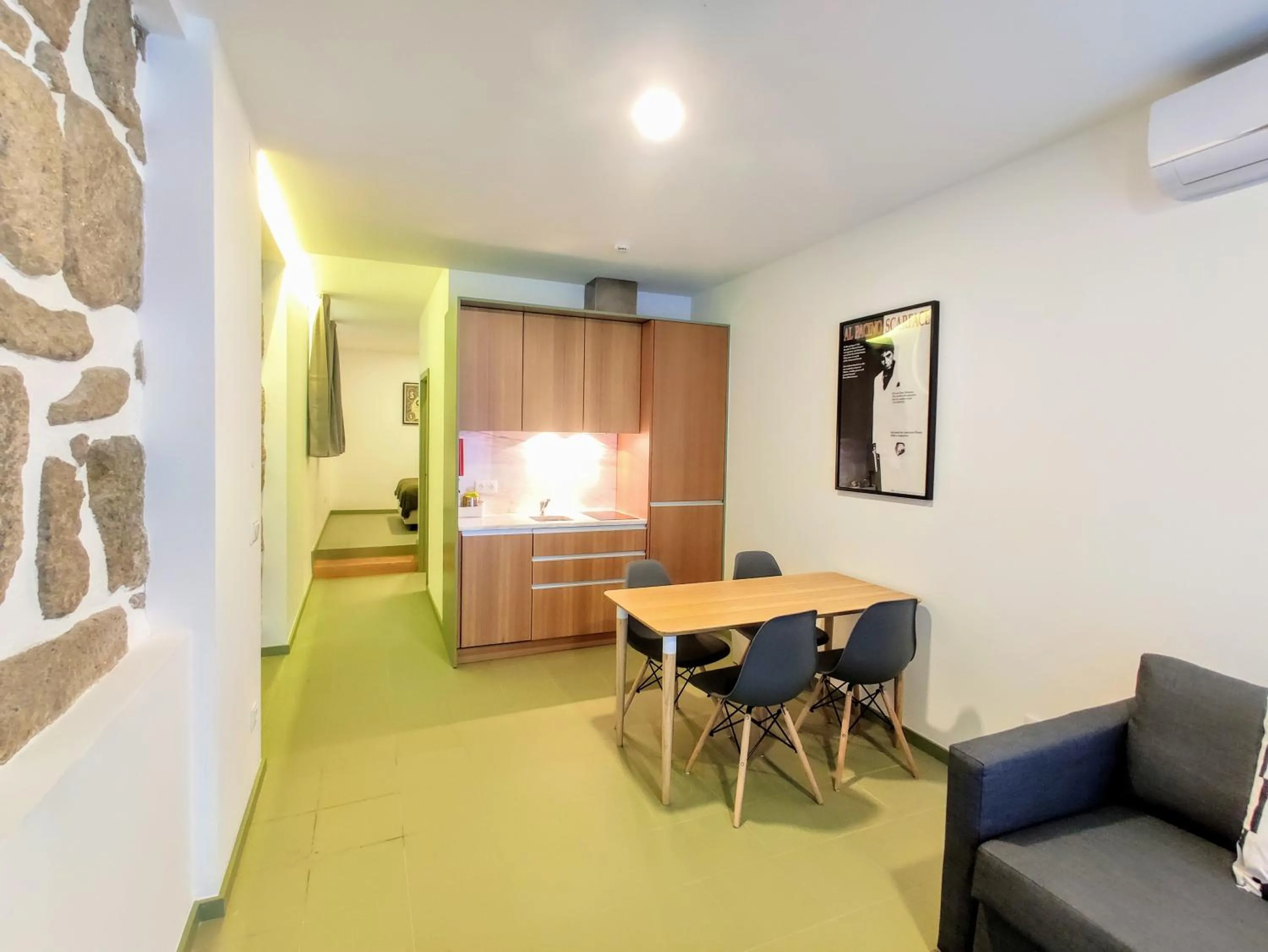 Kitchen or kitchenette in Bombarda Cinema Apartments