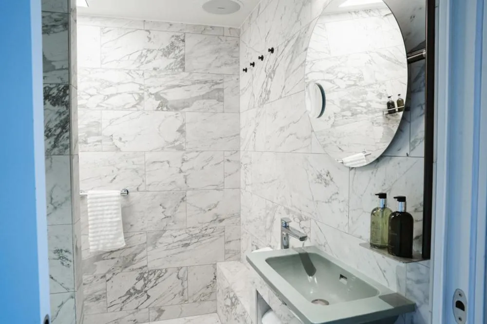 the Socialist, a Tribute Portfolio Hotel