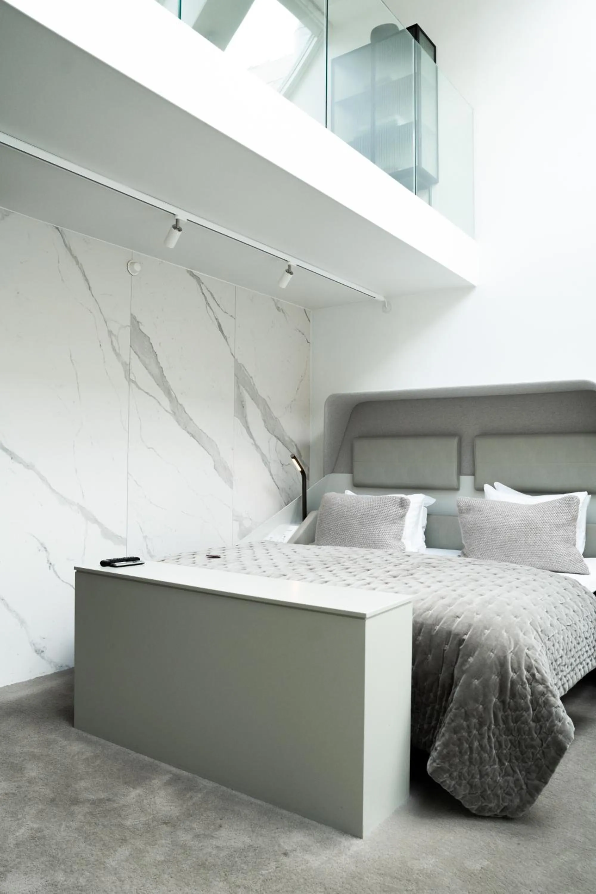 Bed in the Socialist, a Tribute Portfolio Hotel