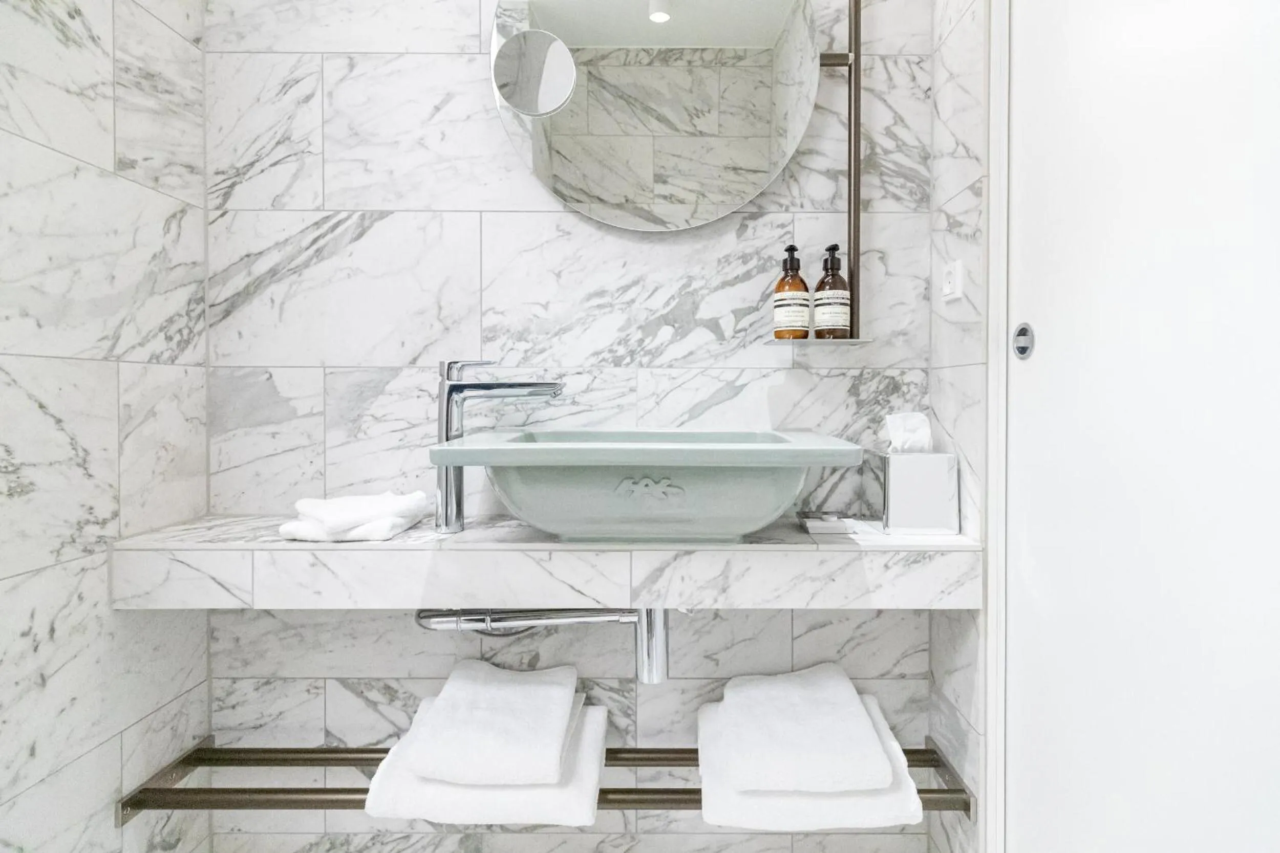 the Socialist, a Tribute Portfolio Hotel