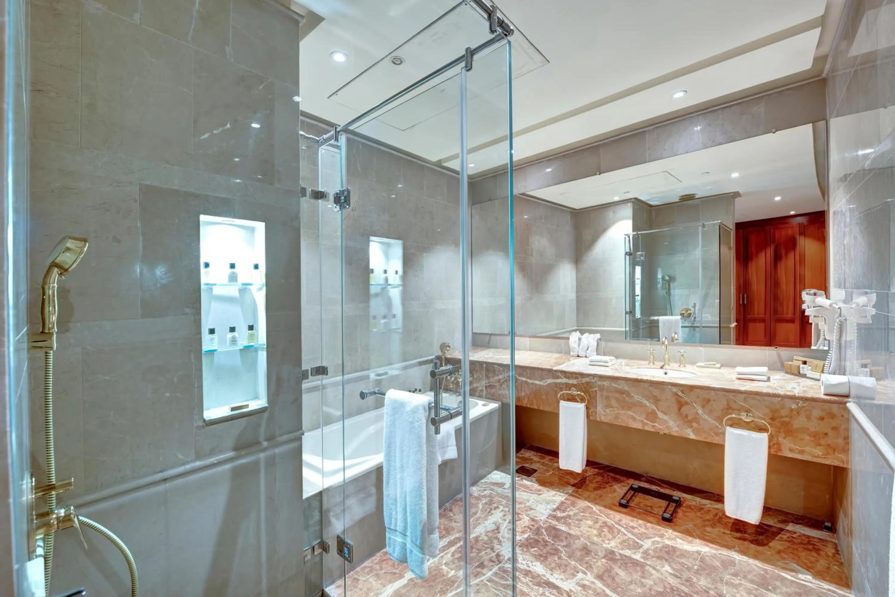 Bathroom in Pearl Continental Hotel Malam Jabba