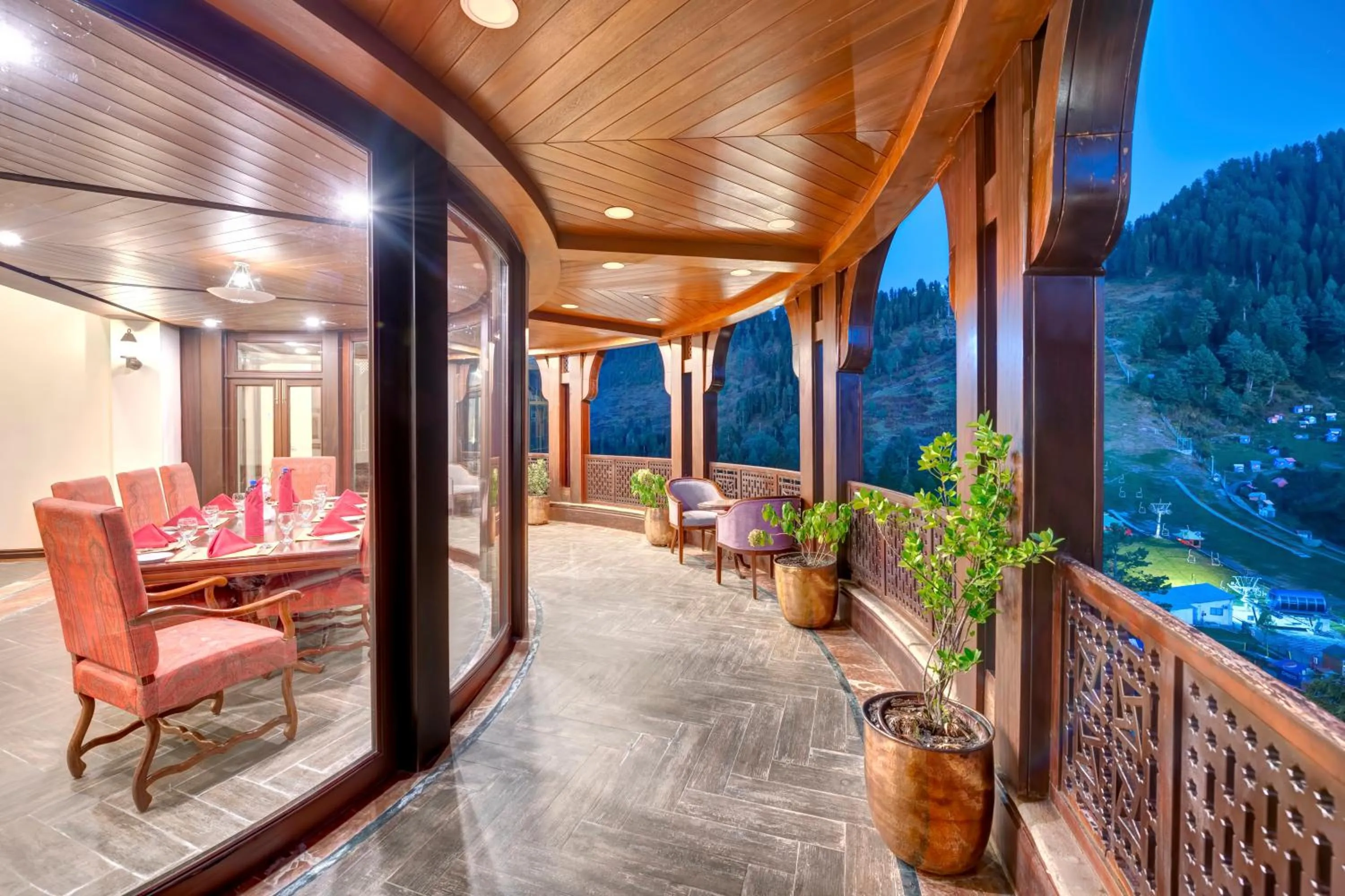 Balcony/Terrace in Pearl Continental Hotel Malam Jabba