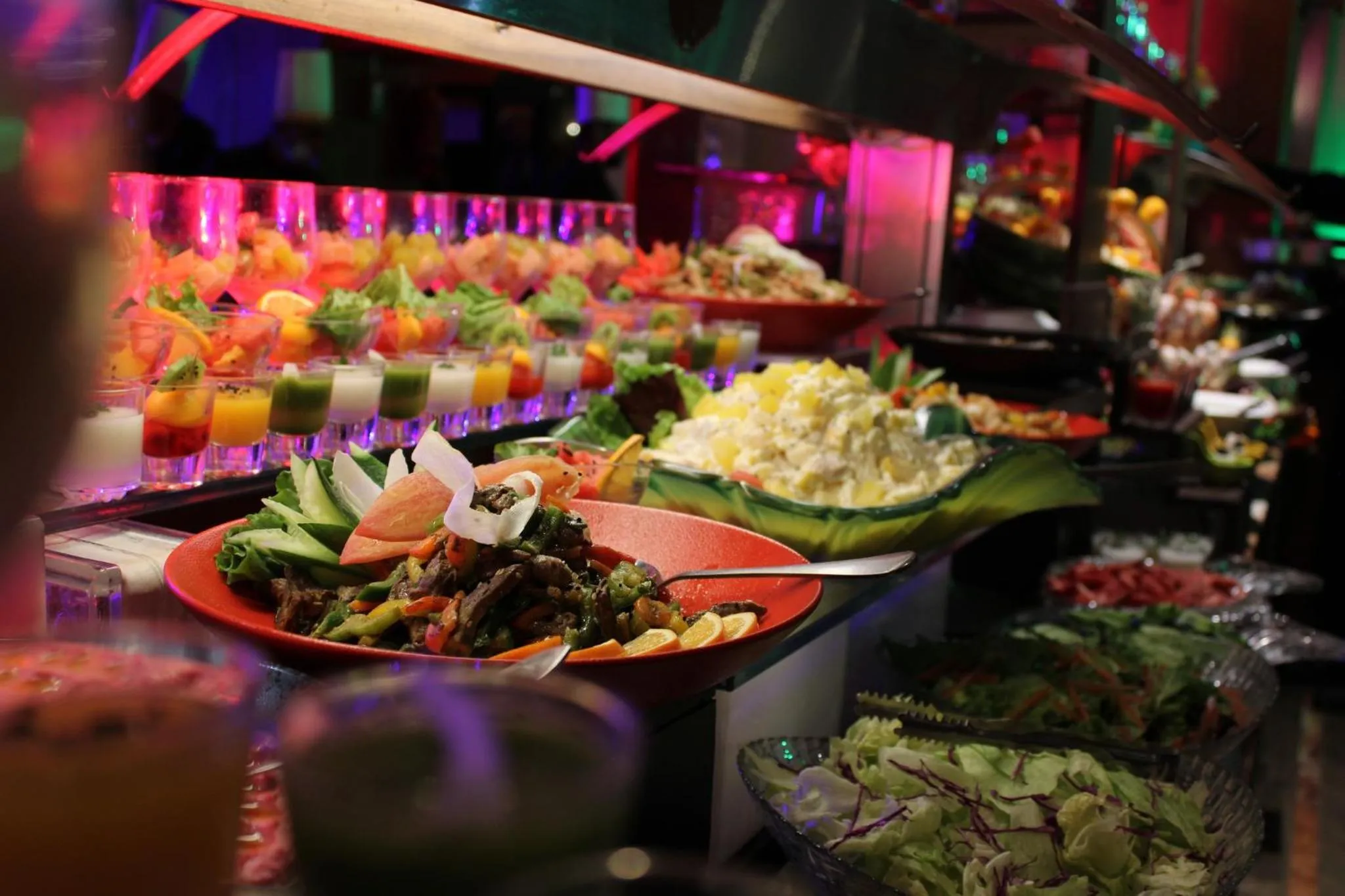 Food in Pearl Continental Hotel Malam Jabba