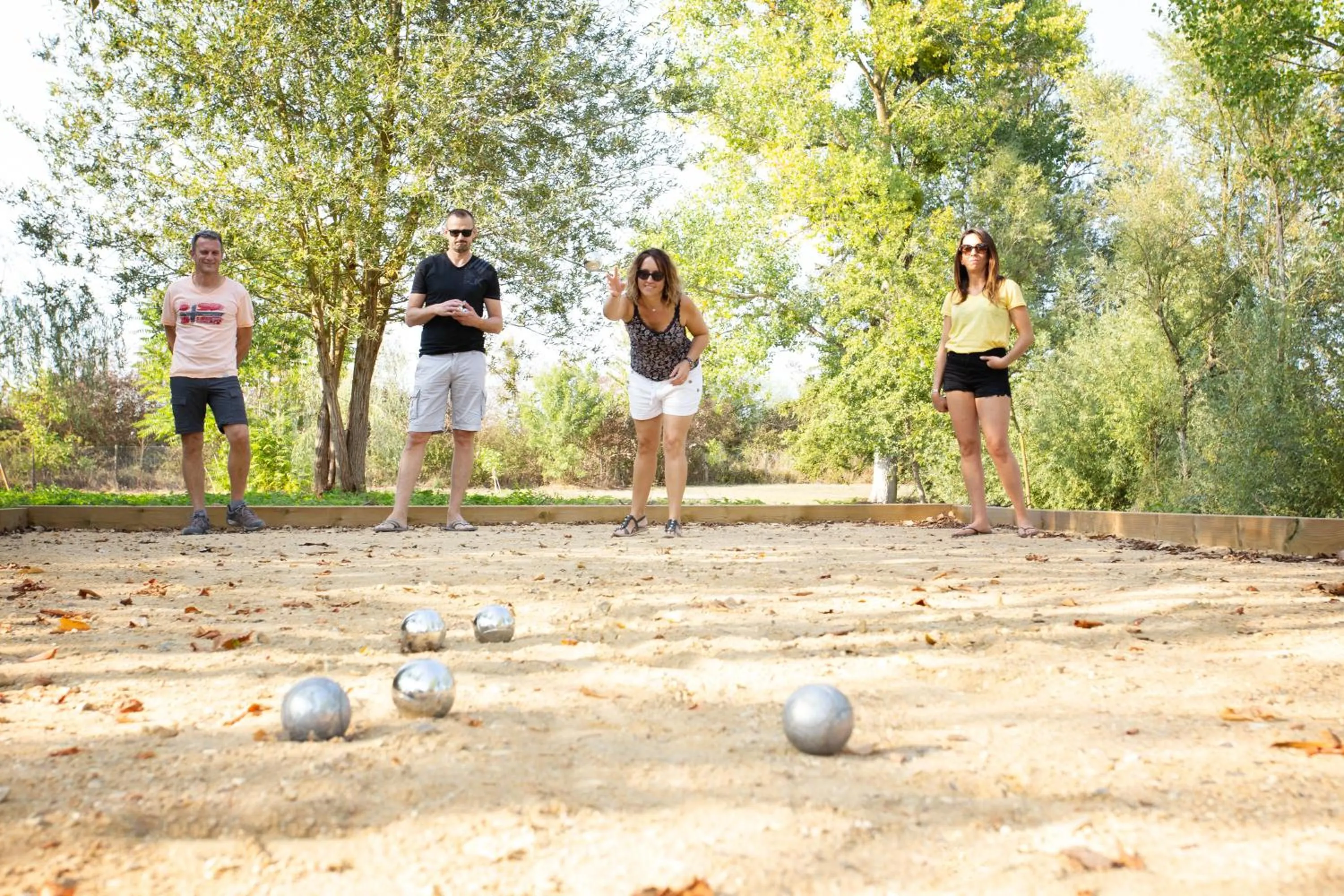 Activities in Les Etangs de la Bassée