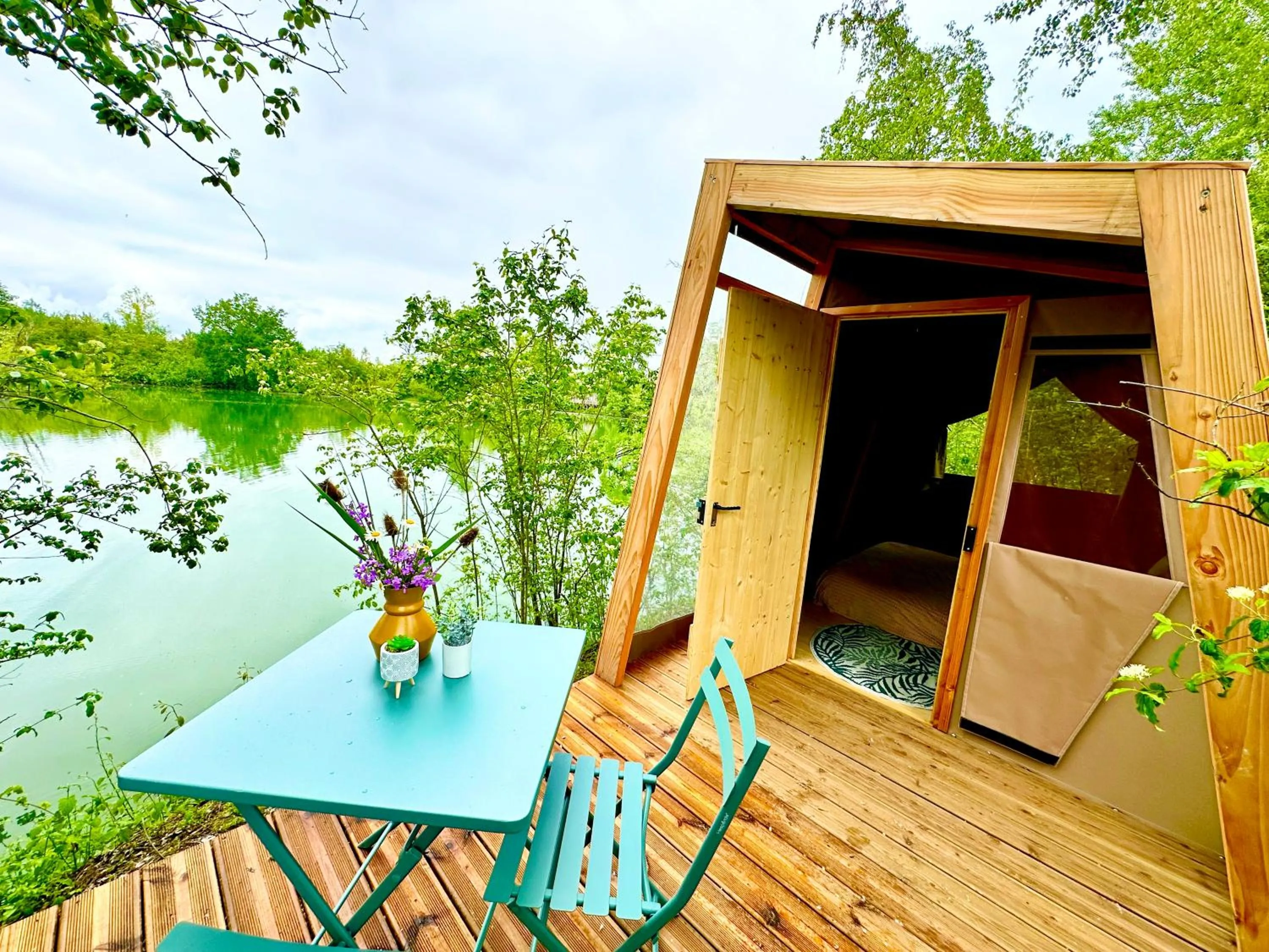 Patio in Les Etangs de la Bassée