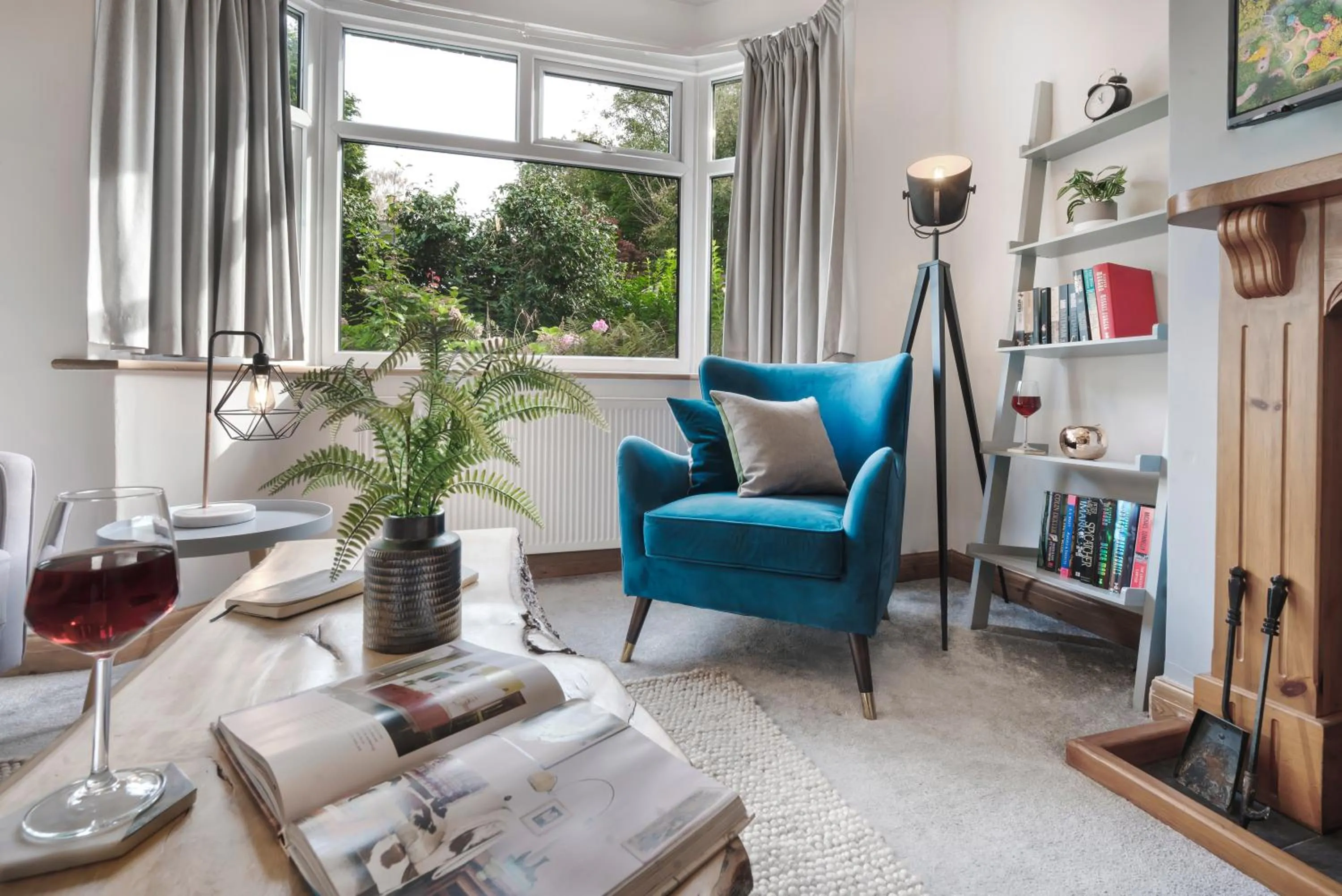 Living room in Ellerthwaite Place X3 Bed House with Hot Tub in Central Windermere - Ridgestone