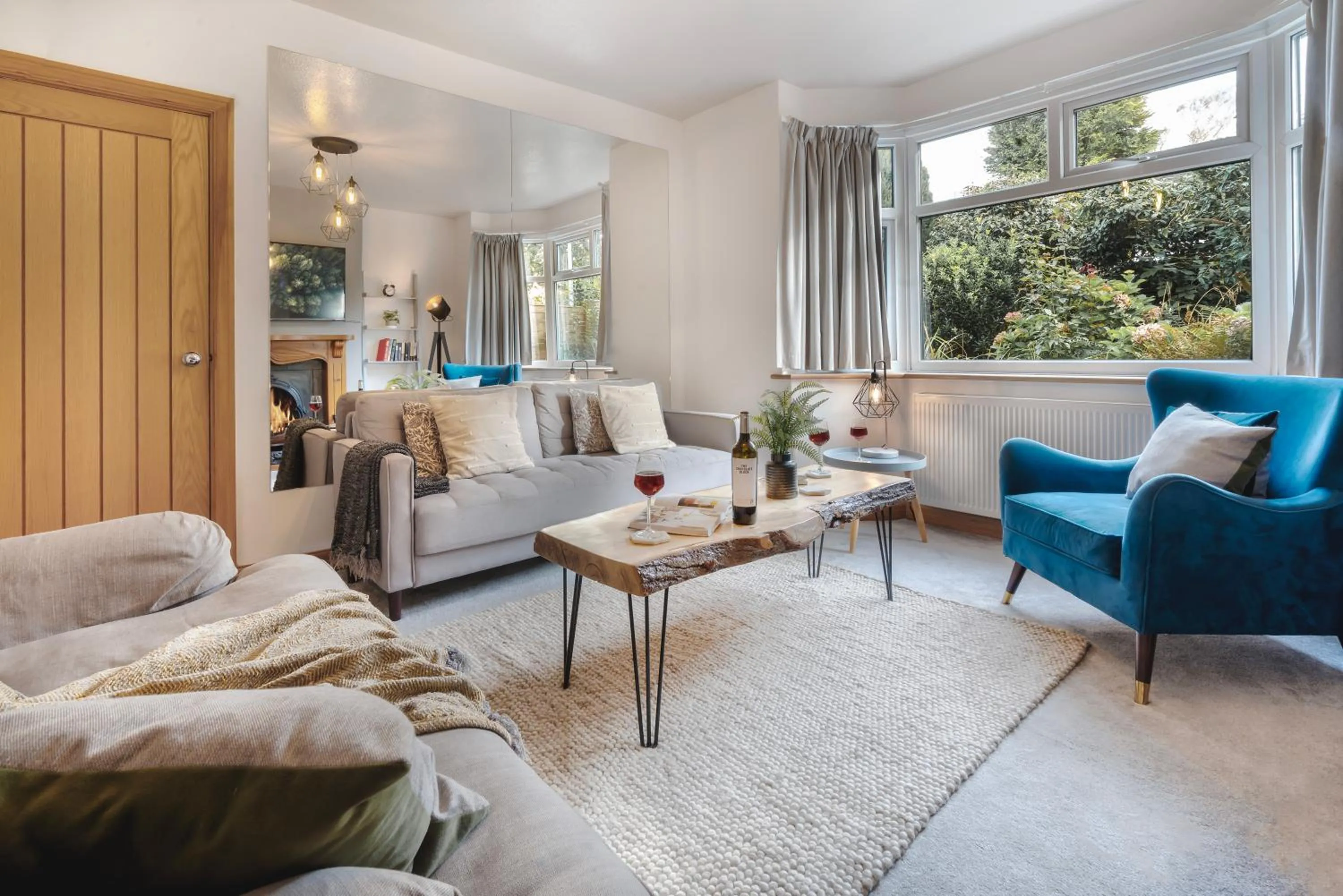 Living room in Ellerthwaite Place X3 Bed House with Hot Tub in Central Windermere - Ridgestone