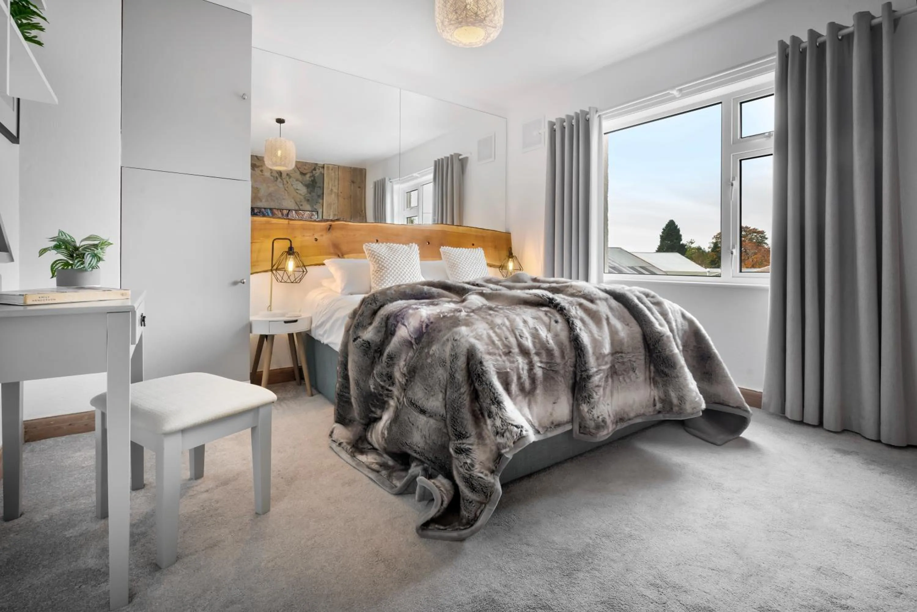 Bed in Ellerthwaite Place X3 Bed House with Hot Tub in Central Windermere - Ridgestone