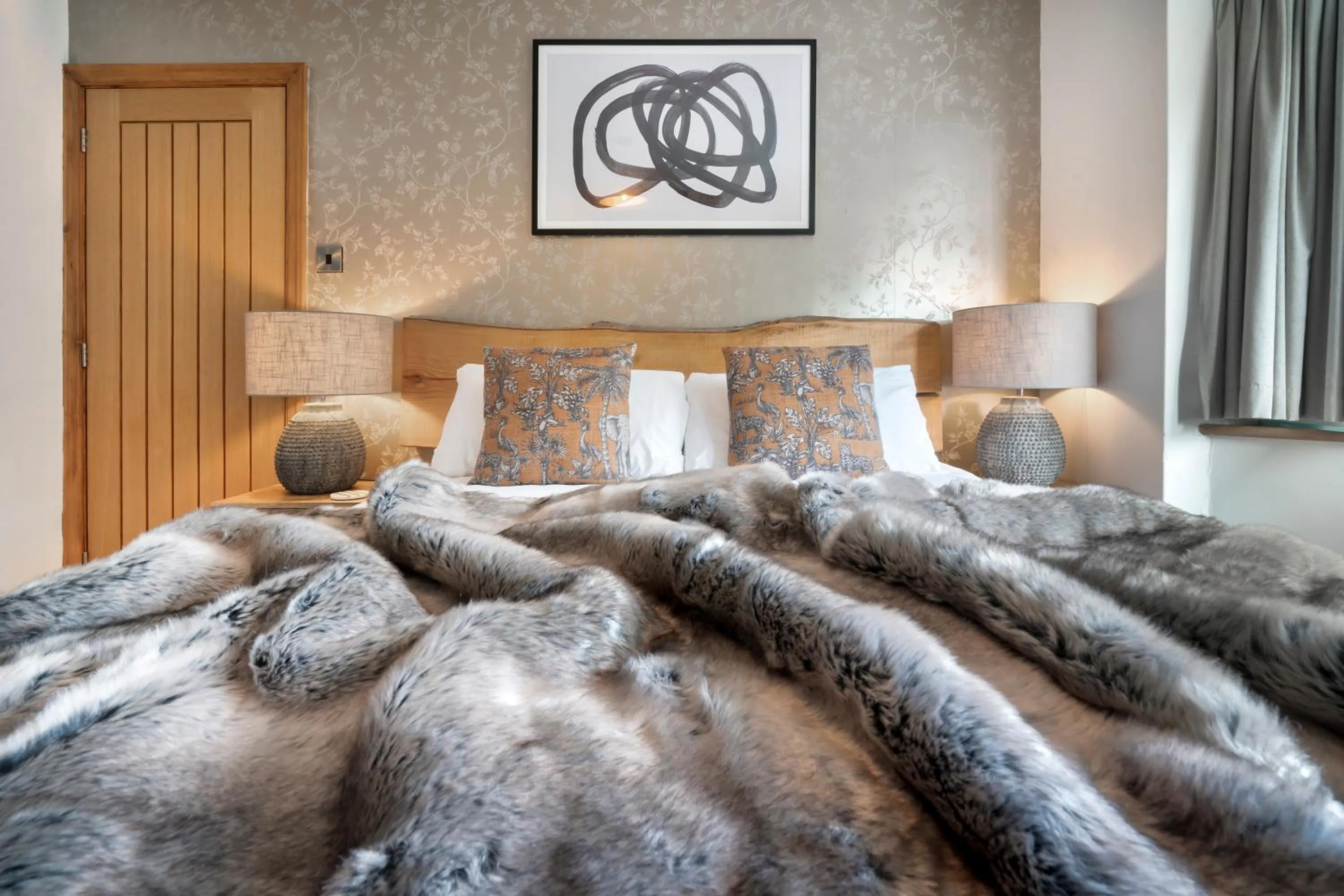 Bed in Ellerthwaite Place X3 Bed House with Hot Tub in Central Windermere - Ridgestone