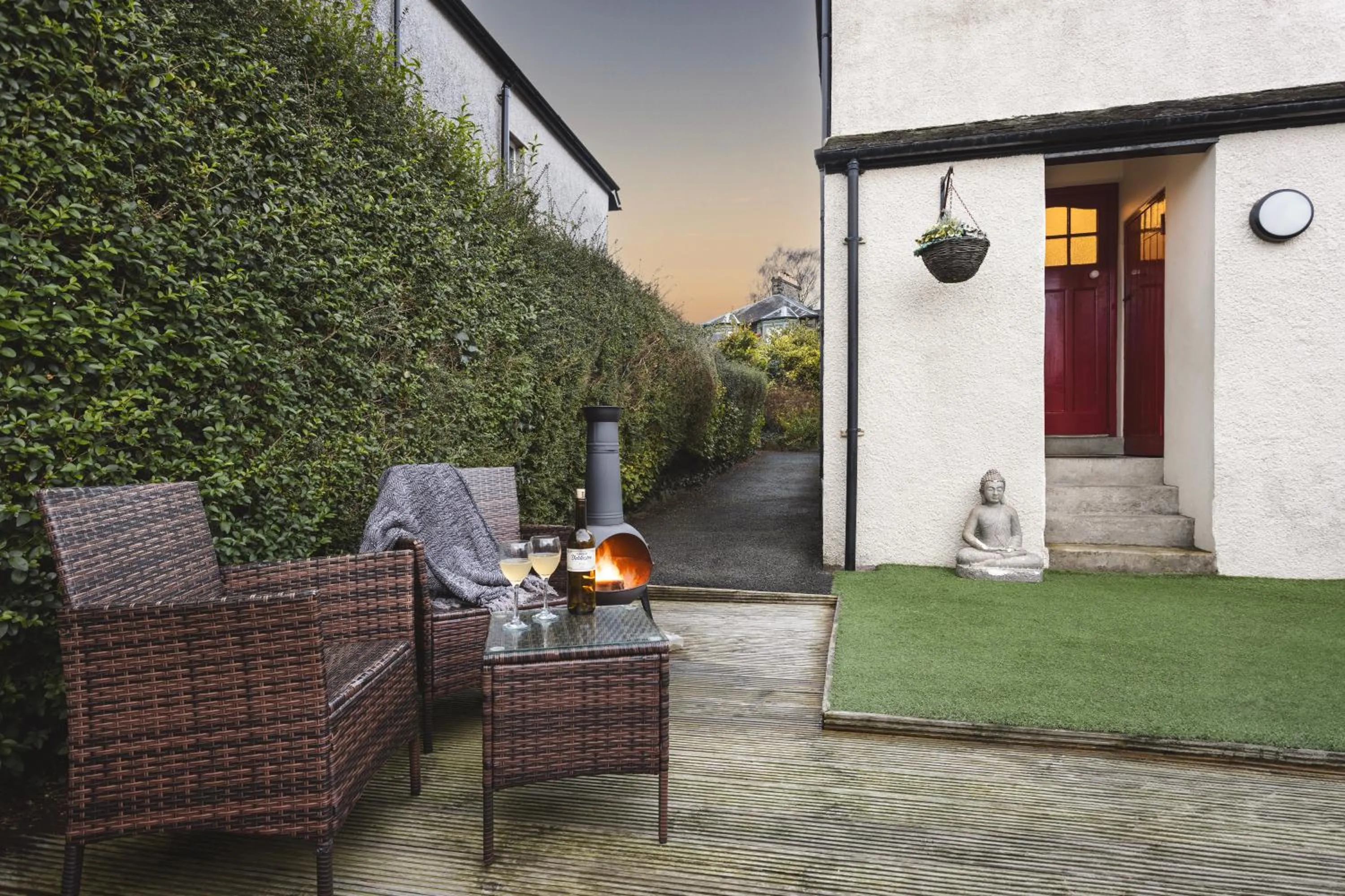 Property building in Ellerthwaite Place X3 Bed House with Hot Tub in Central Windermere - Ridgestone