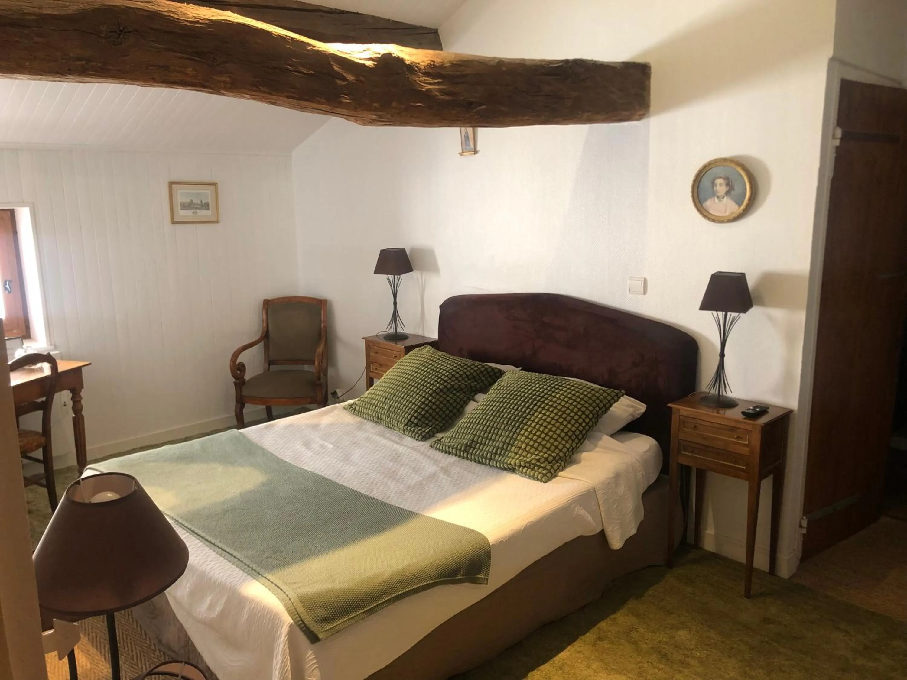 Bed in La Maison des Gardes - Chambres d'hôtes