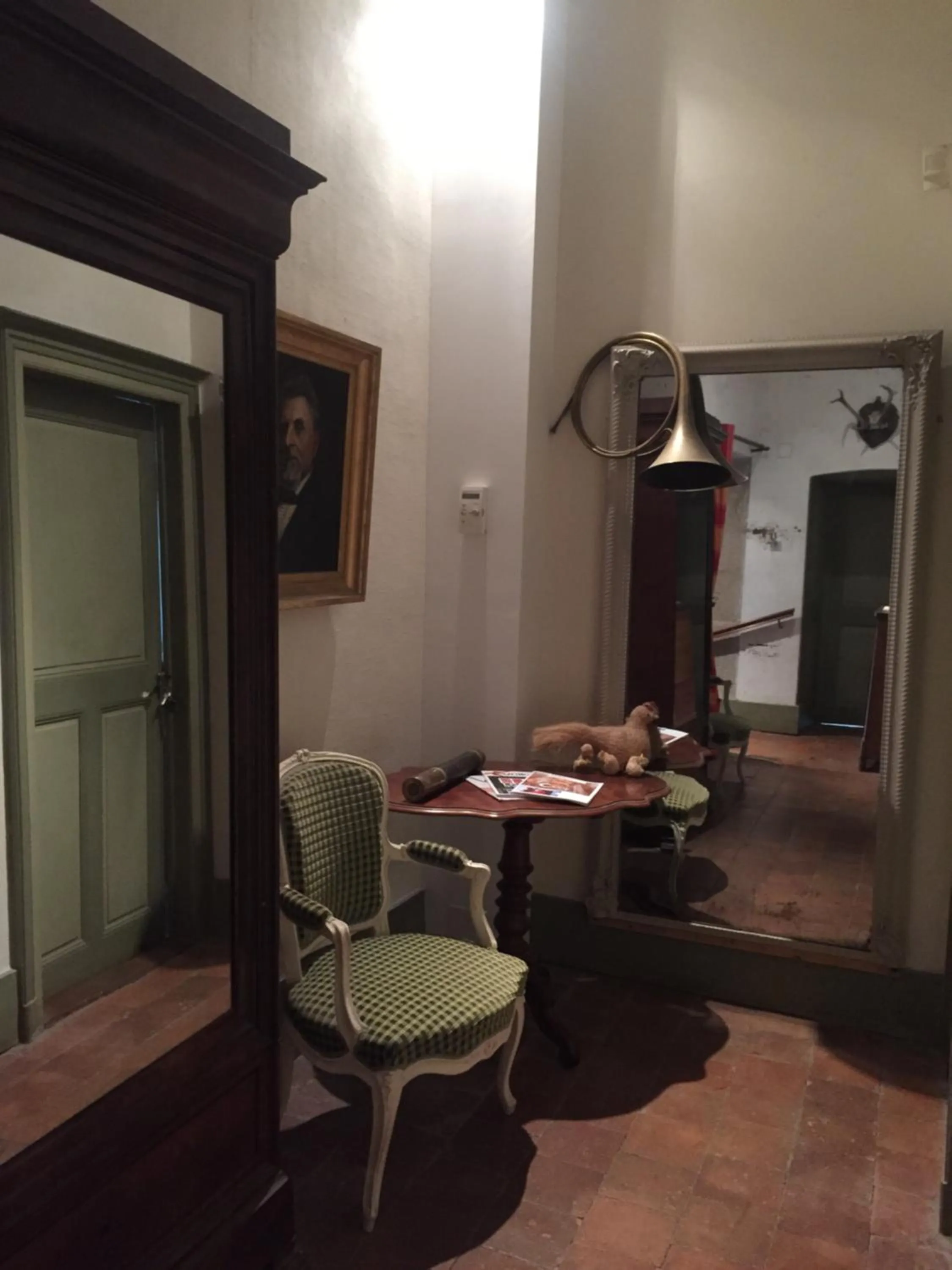 Property building in La Maison des Gardes - Chambres d'hôtes