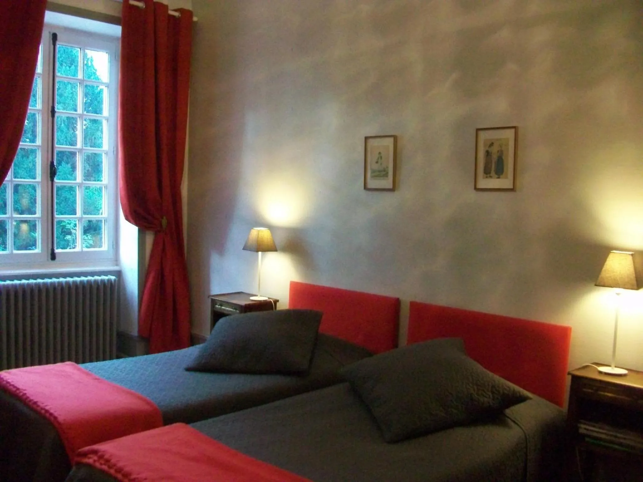 Bed in La Maison des Gardes - Chambres d'hôtes