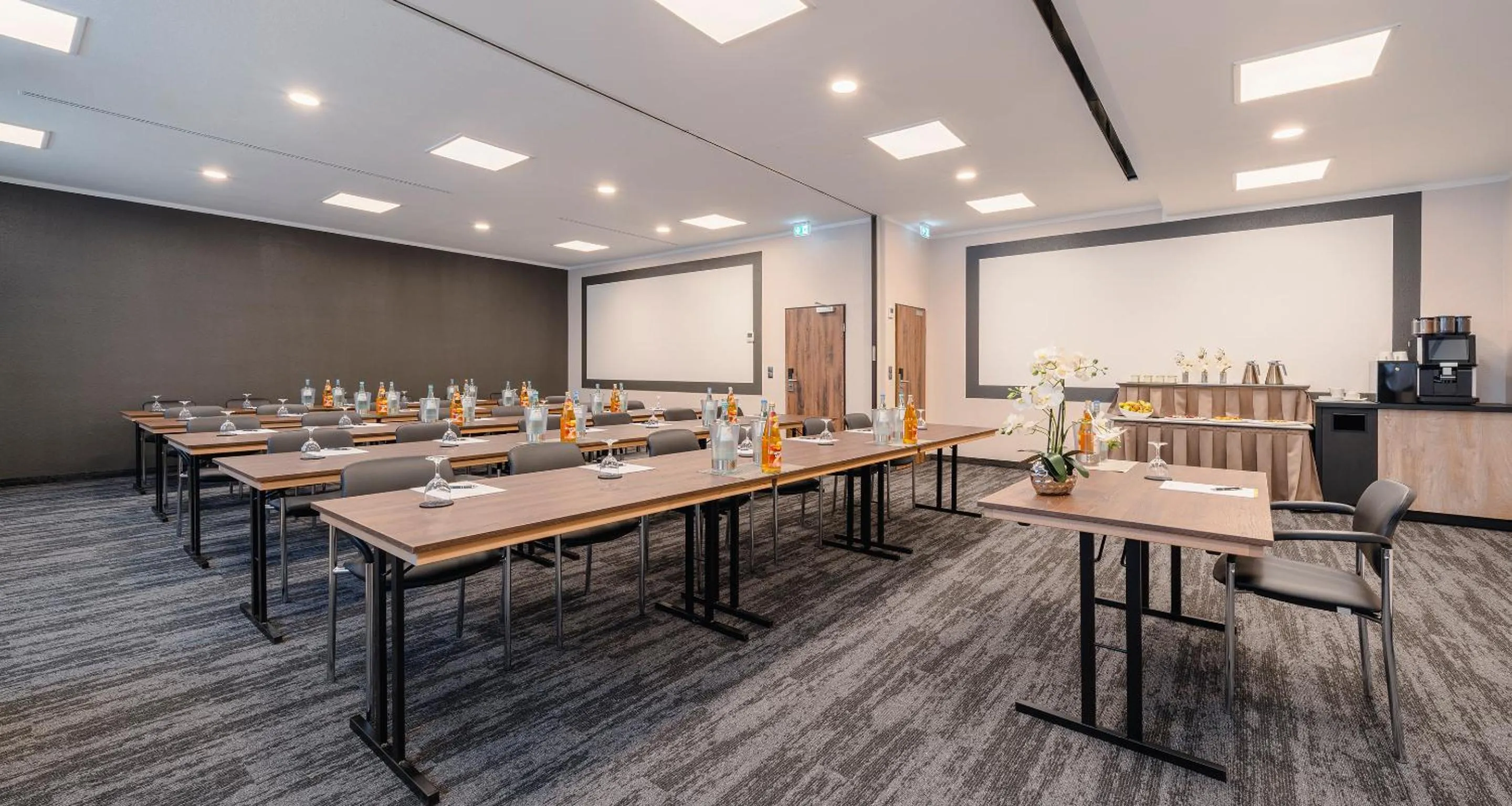 Meeting/conference room in PLAZA Premium Columbus Bremen