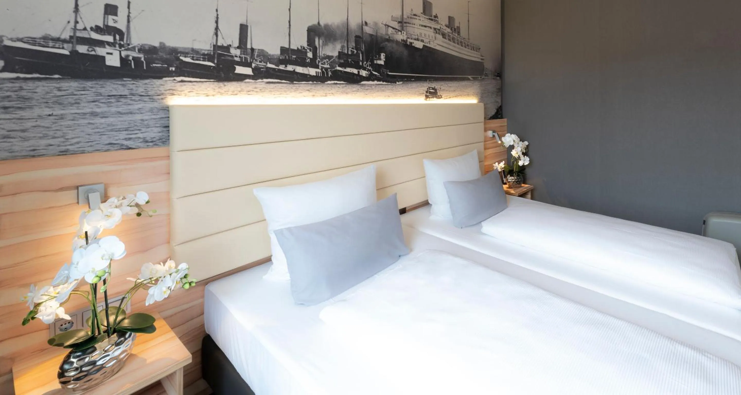 Bed in PLAZA Premium Columbus Bremen