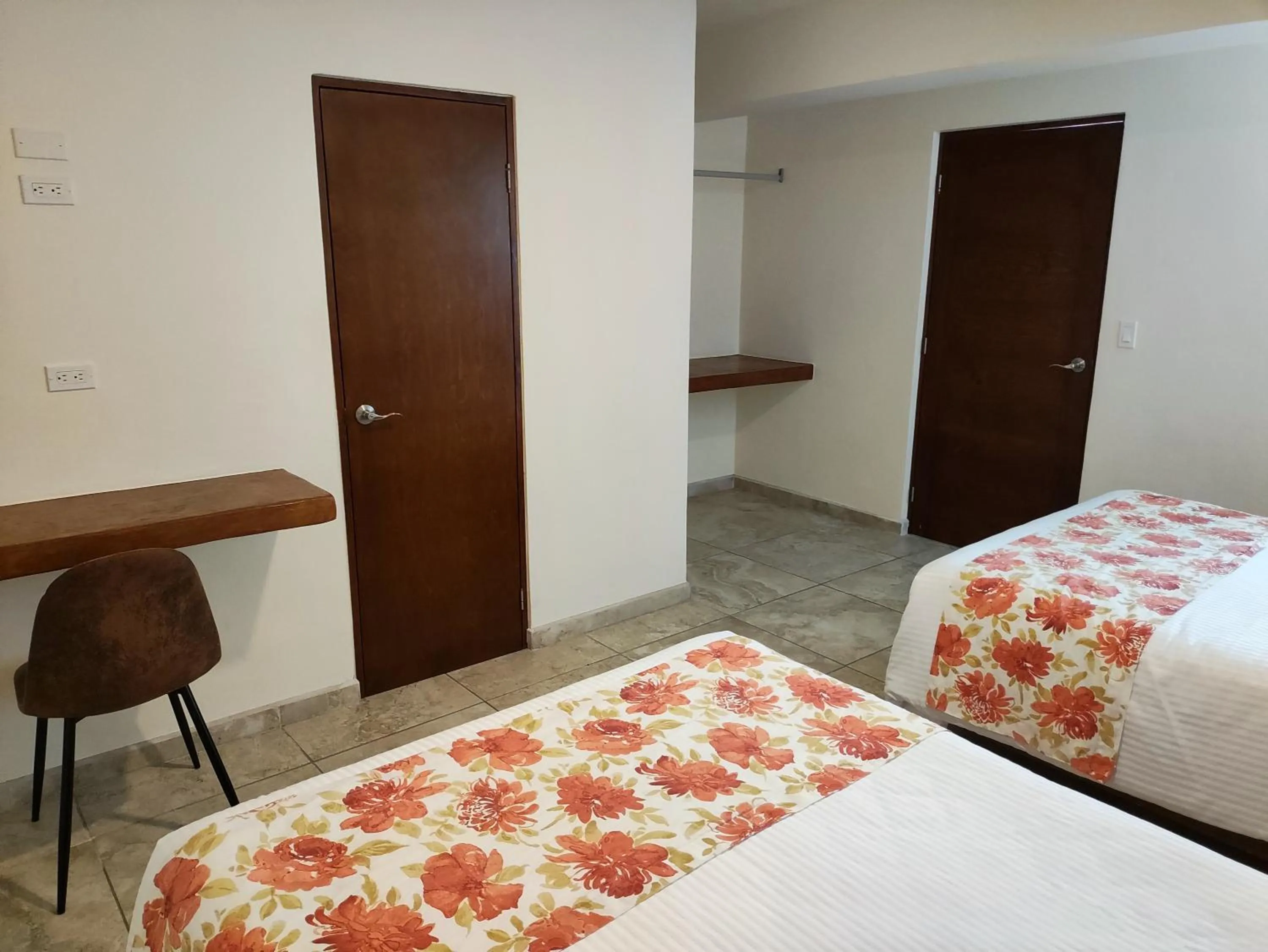 Bed in Hotel Lorimar