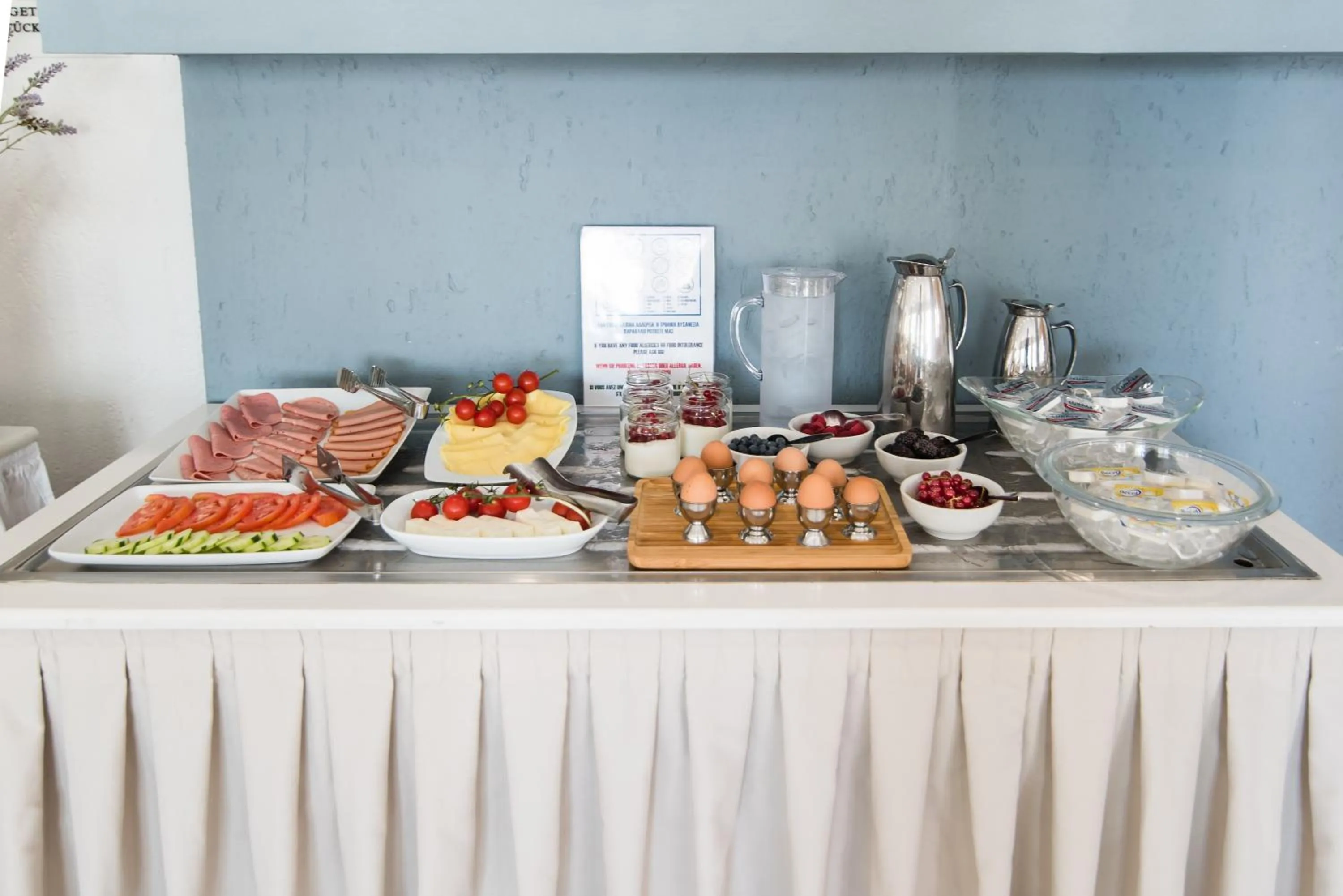 Buffet breakfast in Dedalos Hotel