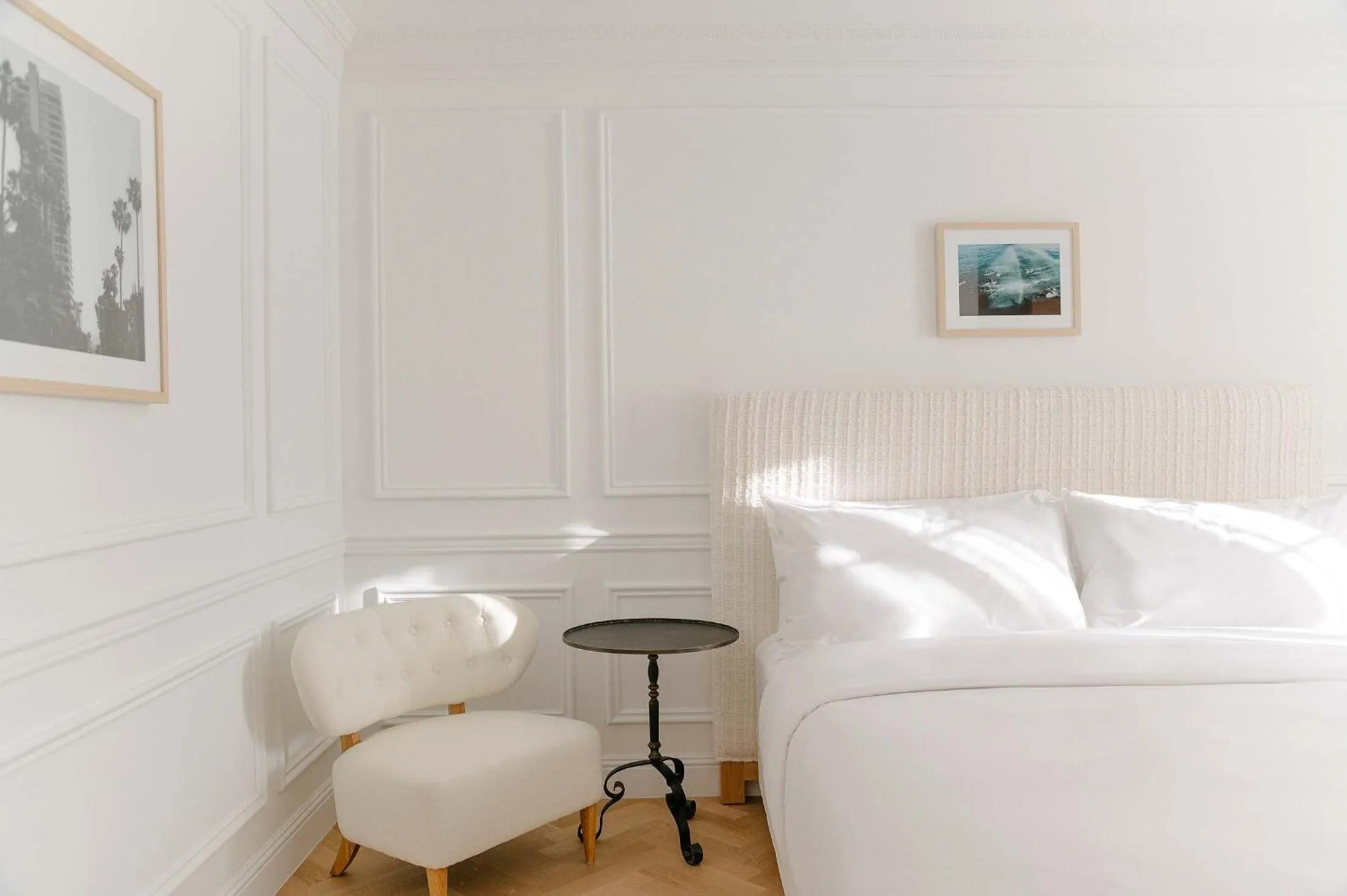 Bedroom, Bed in Cara Hotel