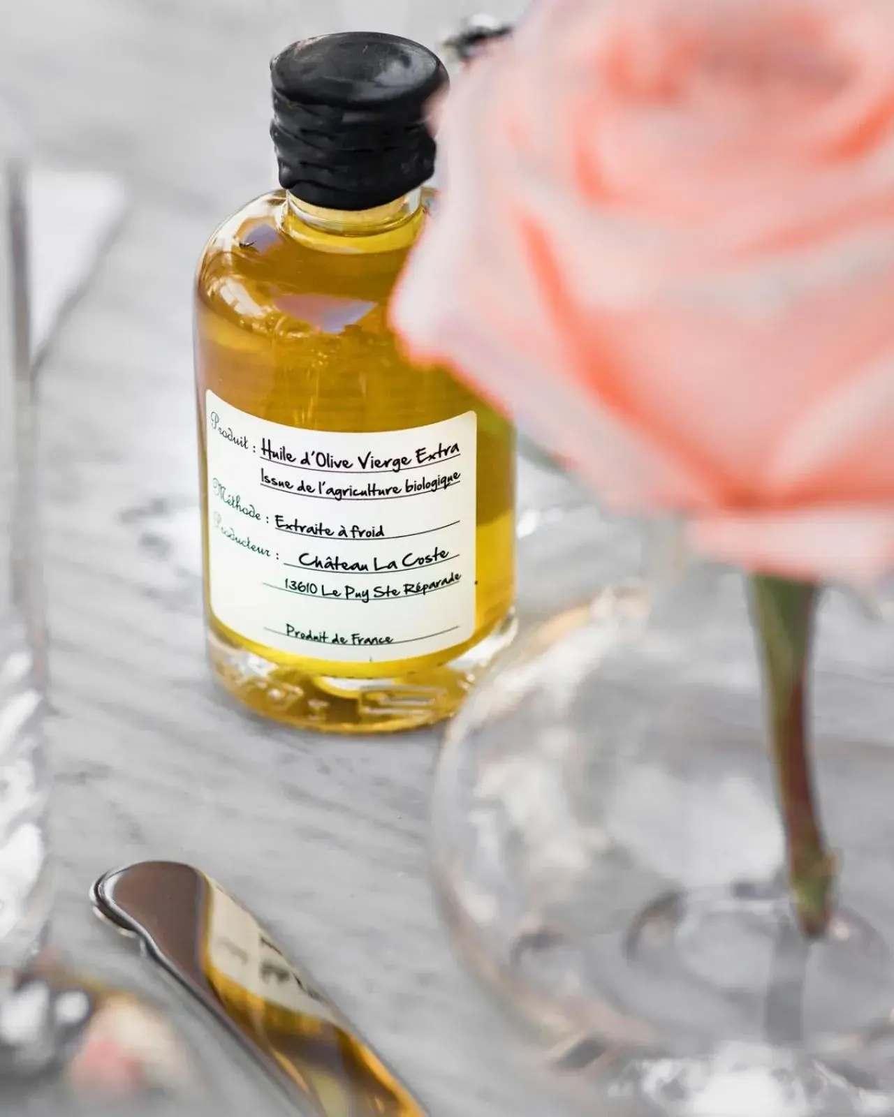 Food and drinks in Cara Hotel Food and drinks in Cara Hotel