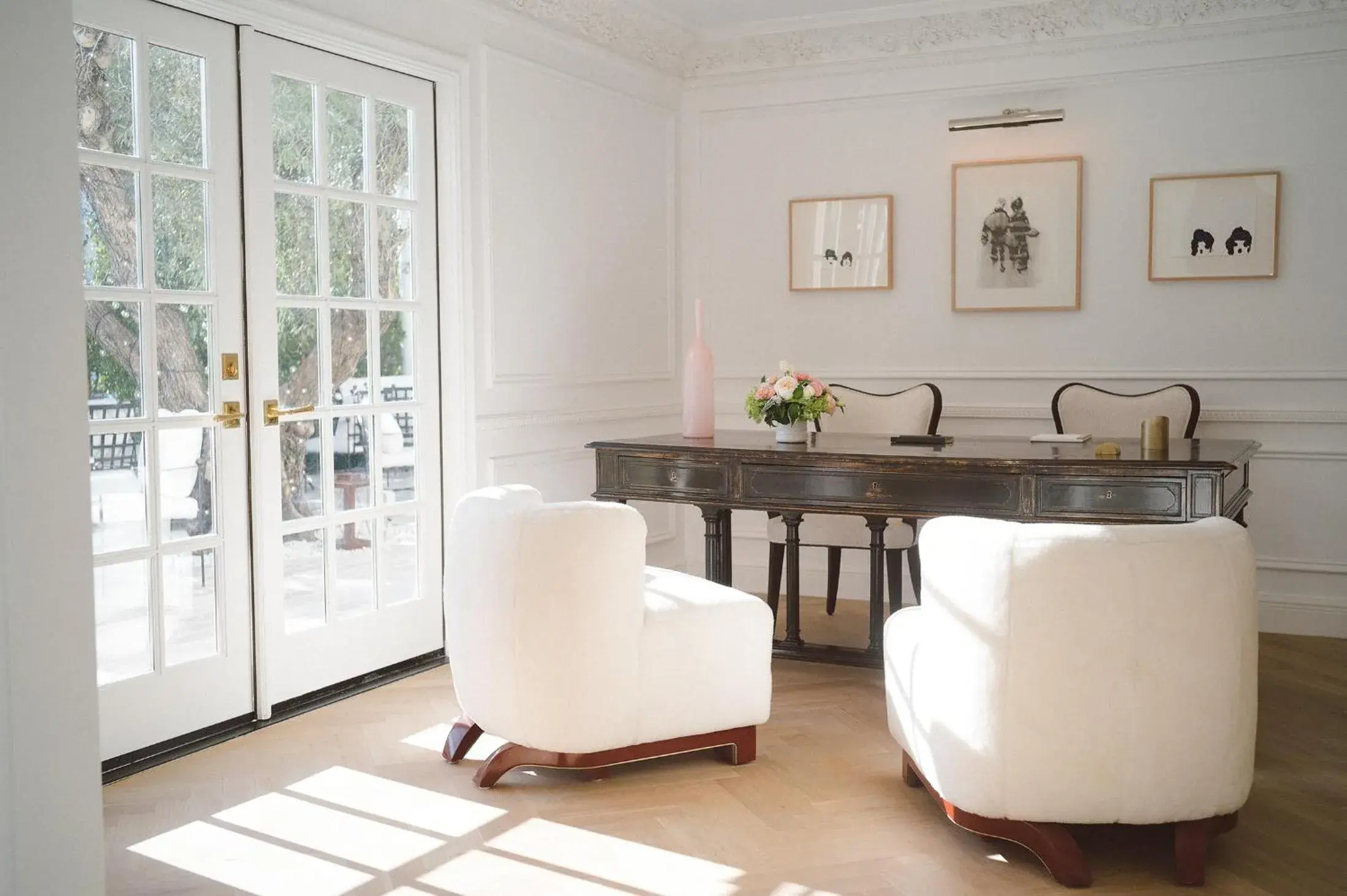 Lobby or reception in Cara Hotel Lobby or reception in Cara Hotel