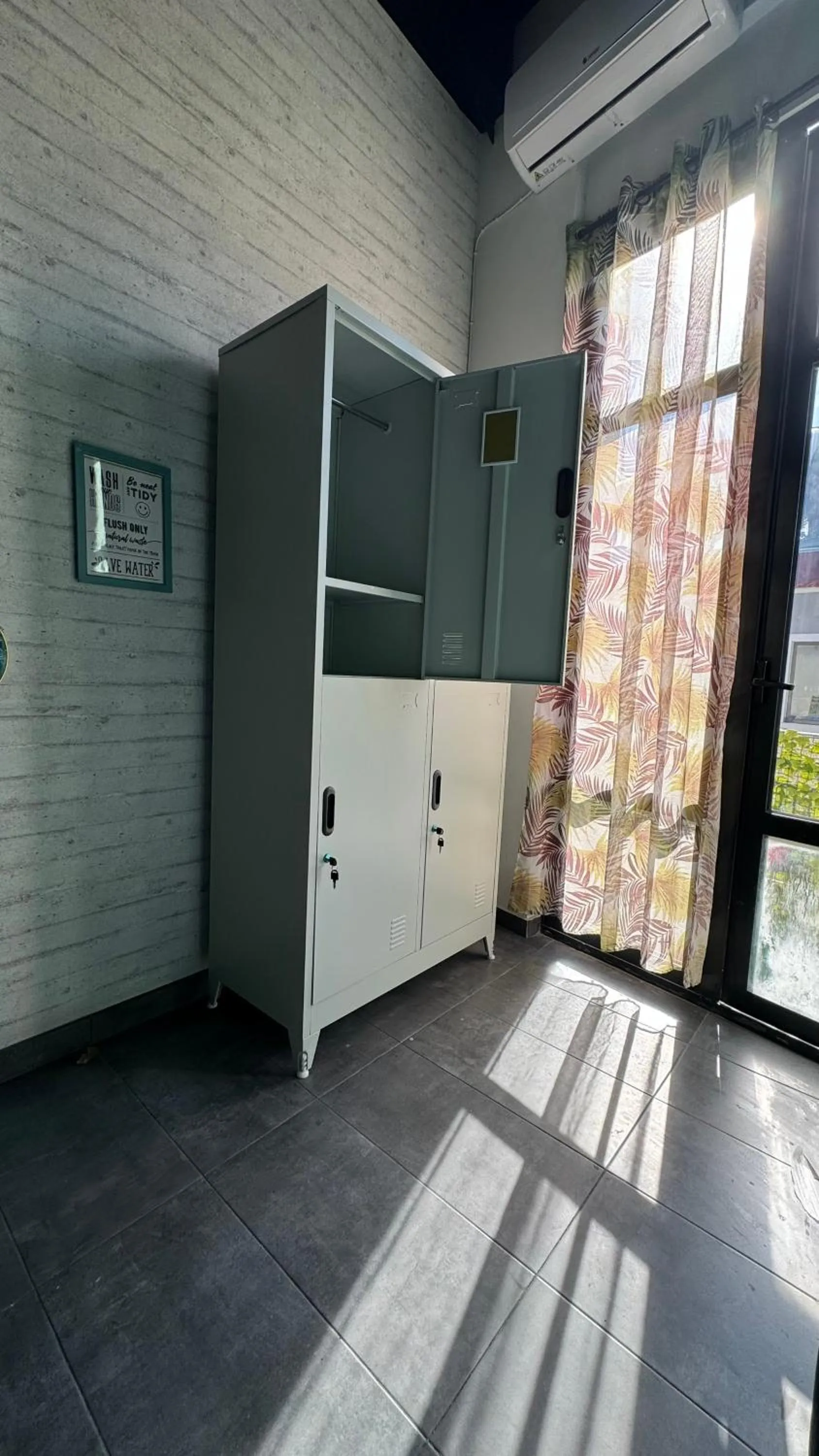 microwave in Iconic Athens Hostel