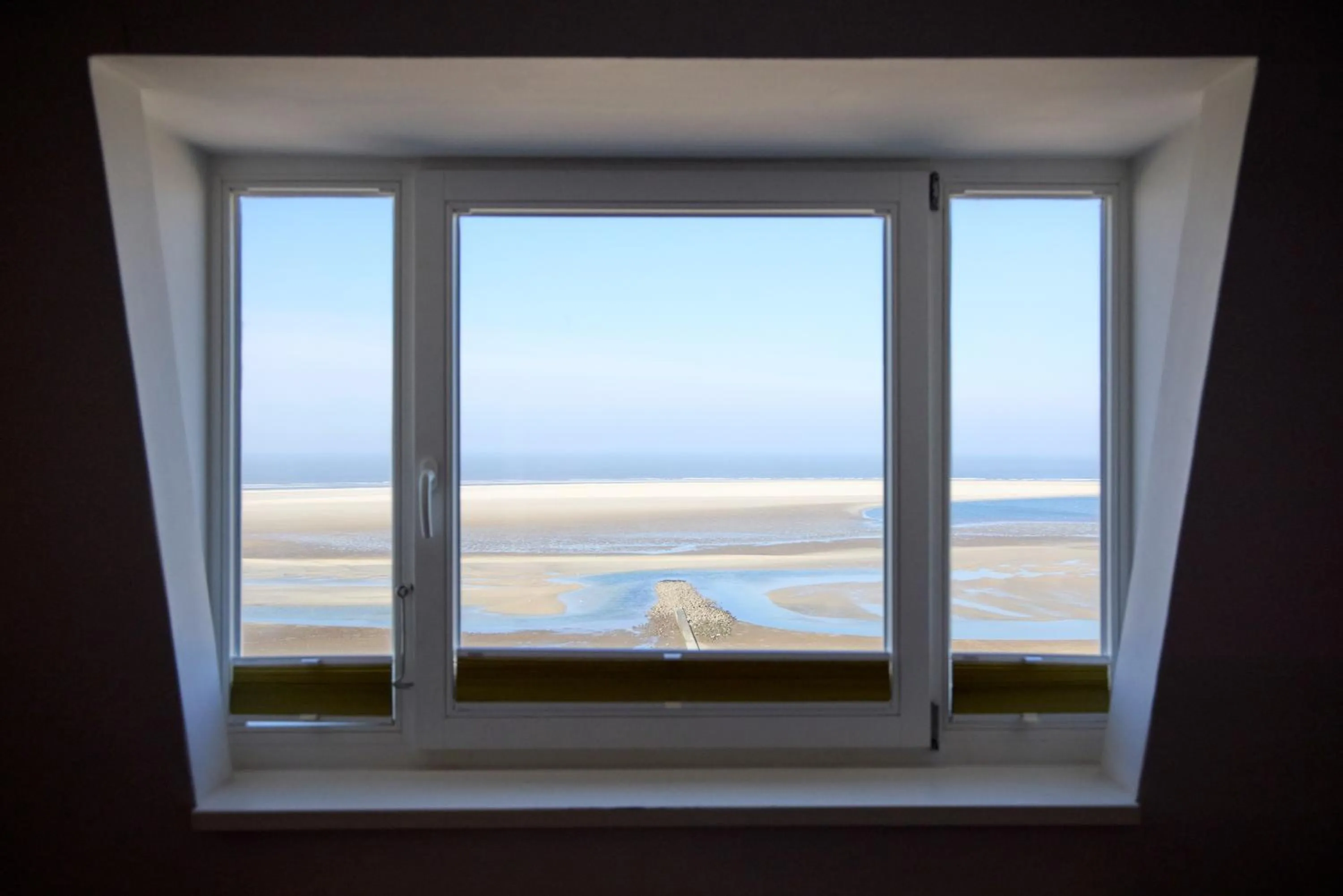 View (from property/room) in Strandhotel VierJahresZeiten