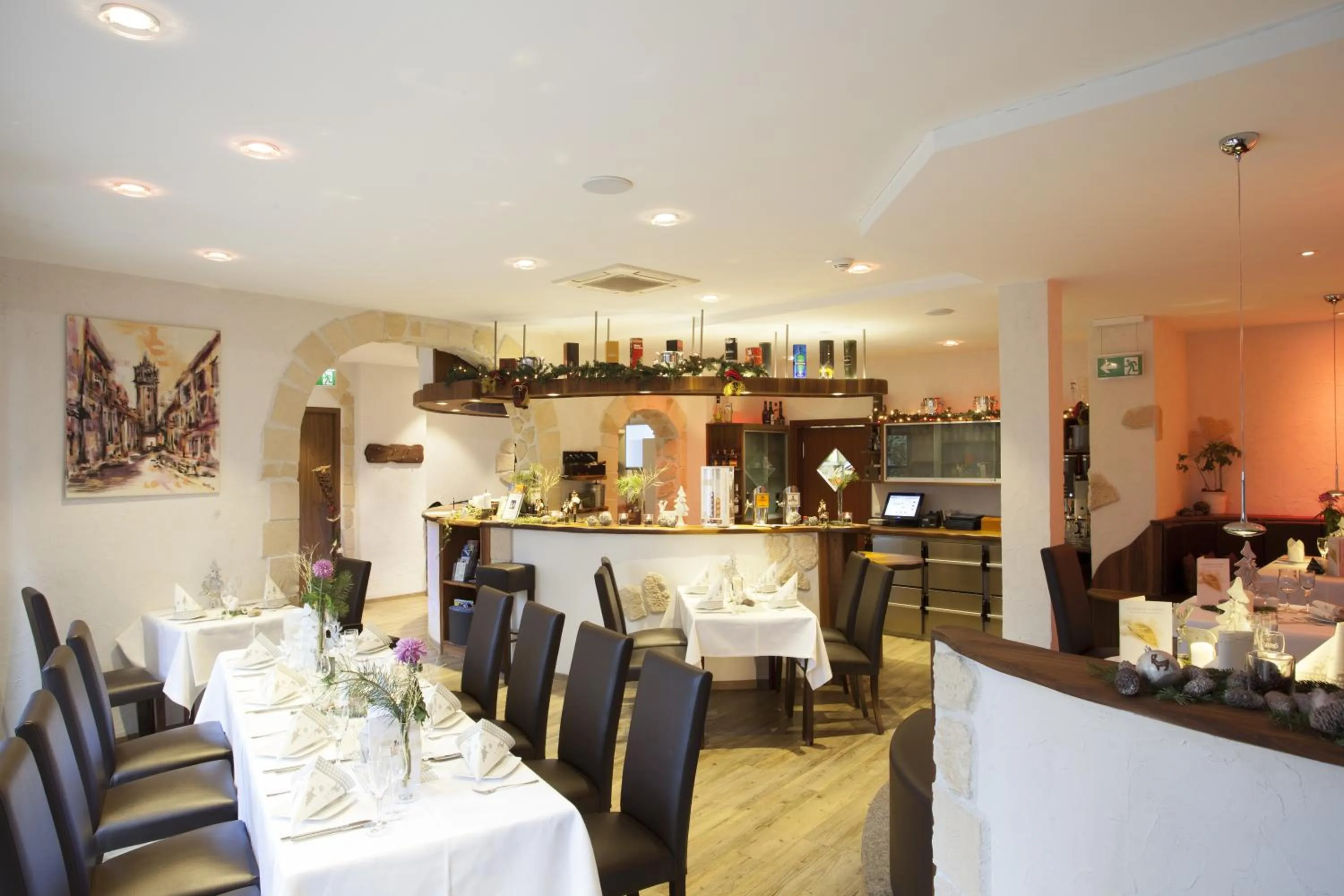 Lounge or bar in Hotel-Pension Am Schwanenteich