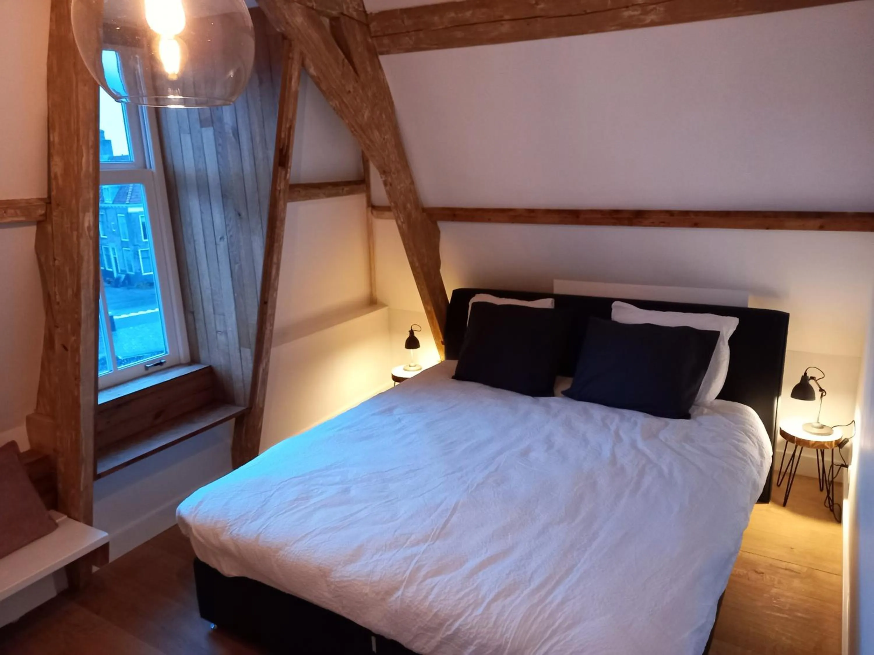 Bed in B&B Van Amsterdam