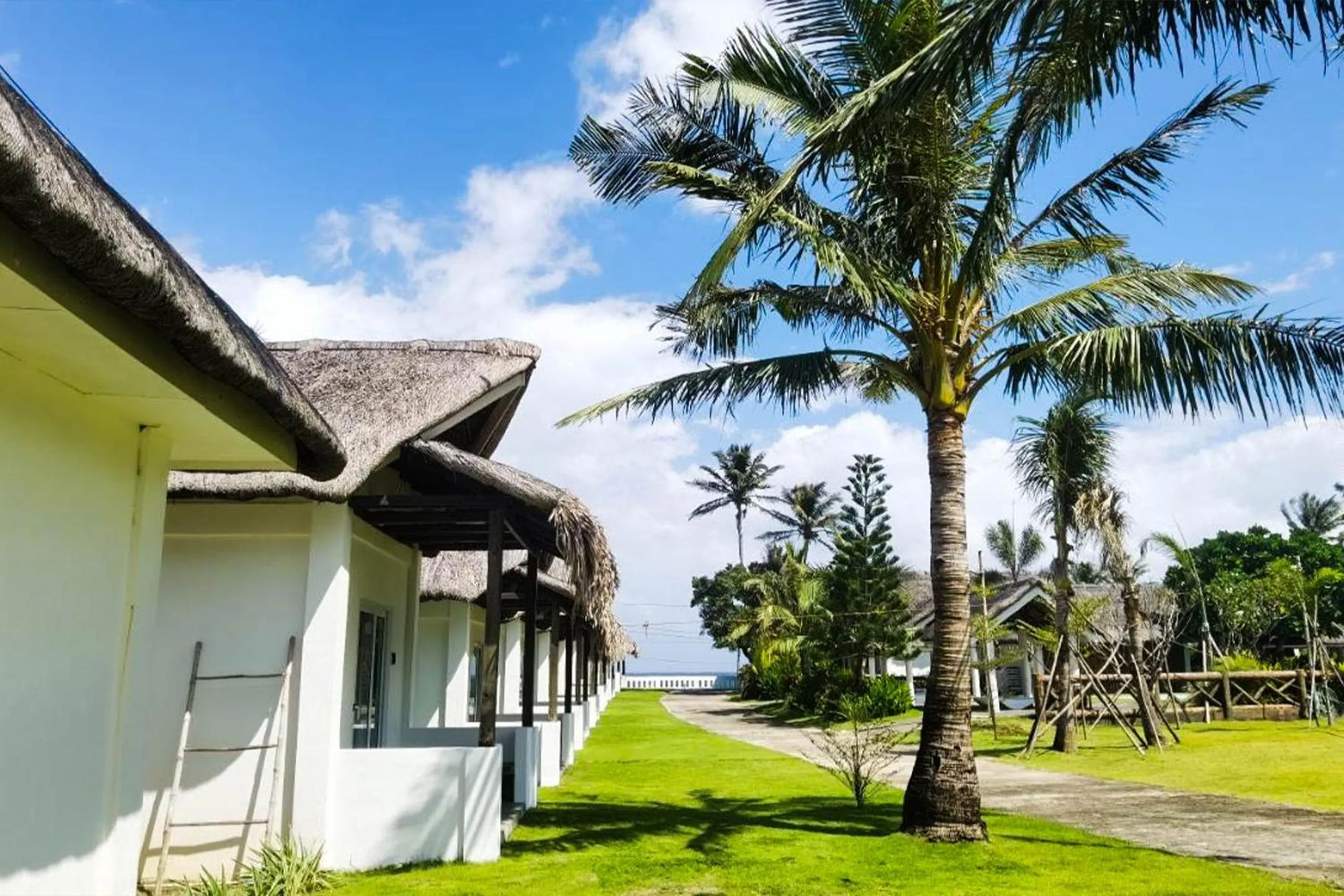 Property building in Ikani Surf Resort