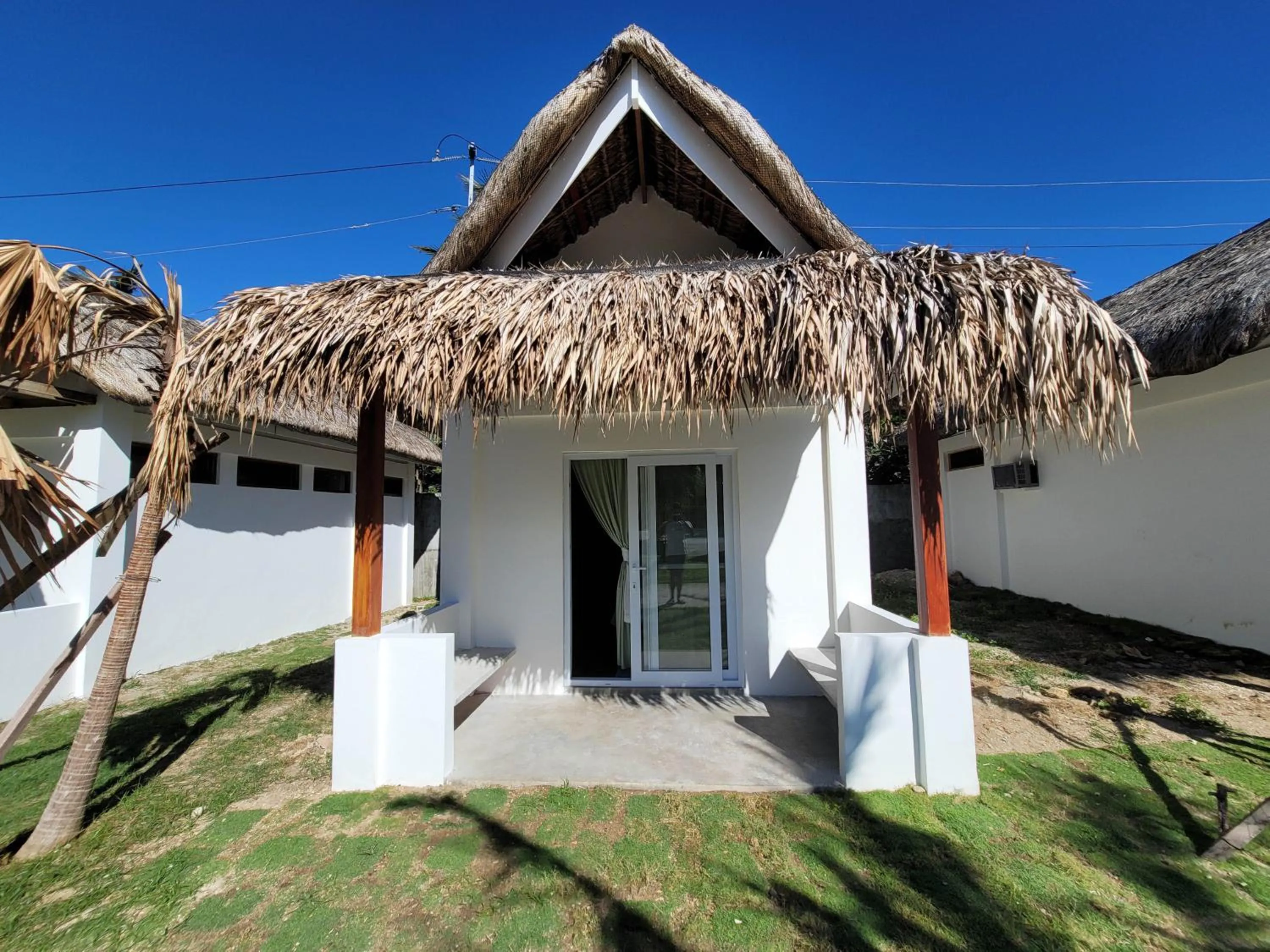 Property building in Ikani Surf Resort