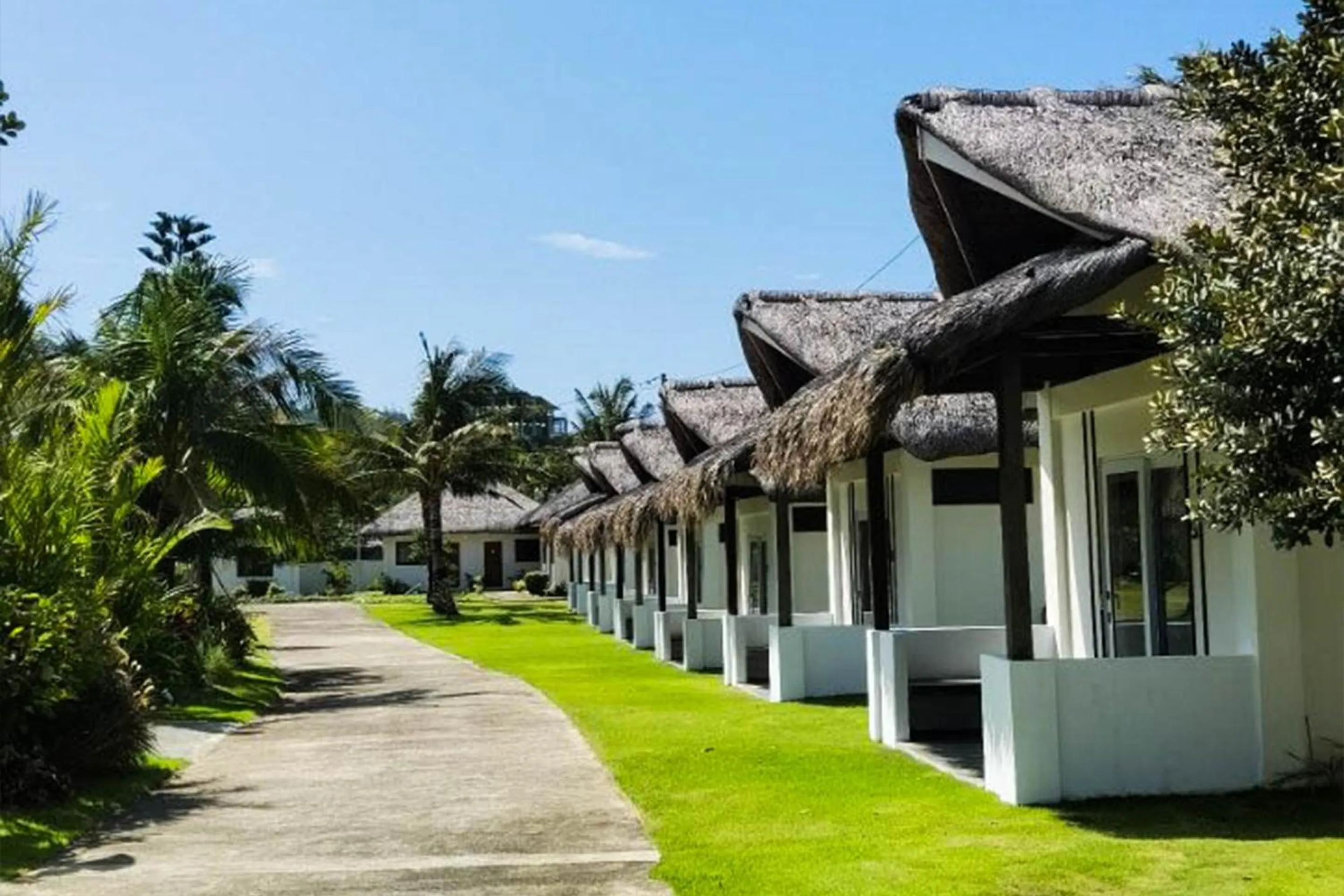 Property building in Ikani Surf Resort