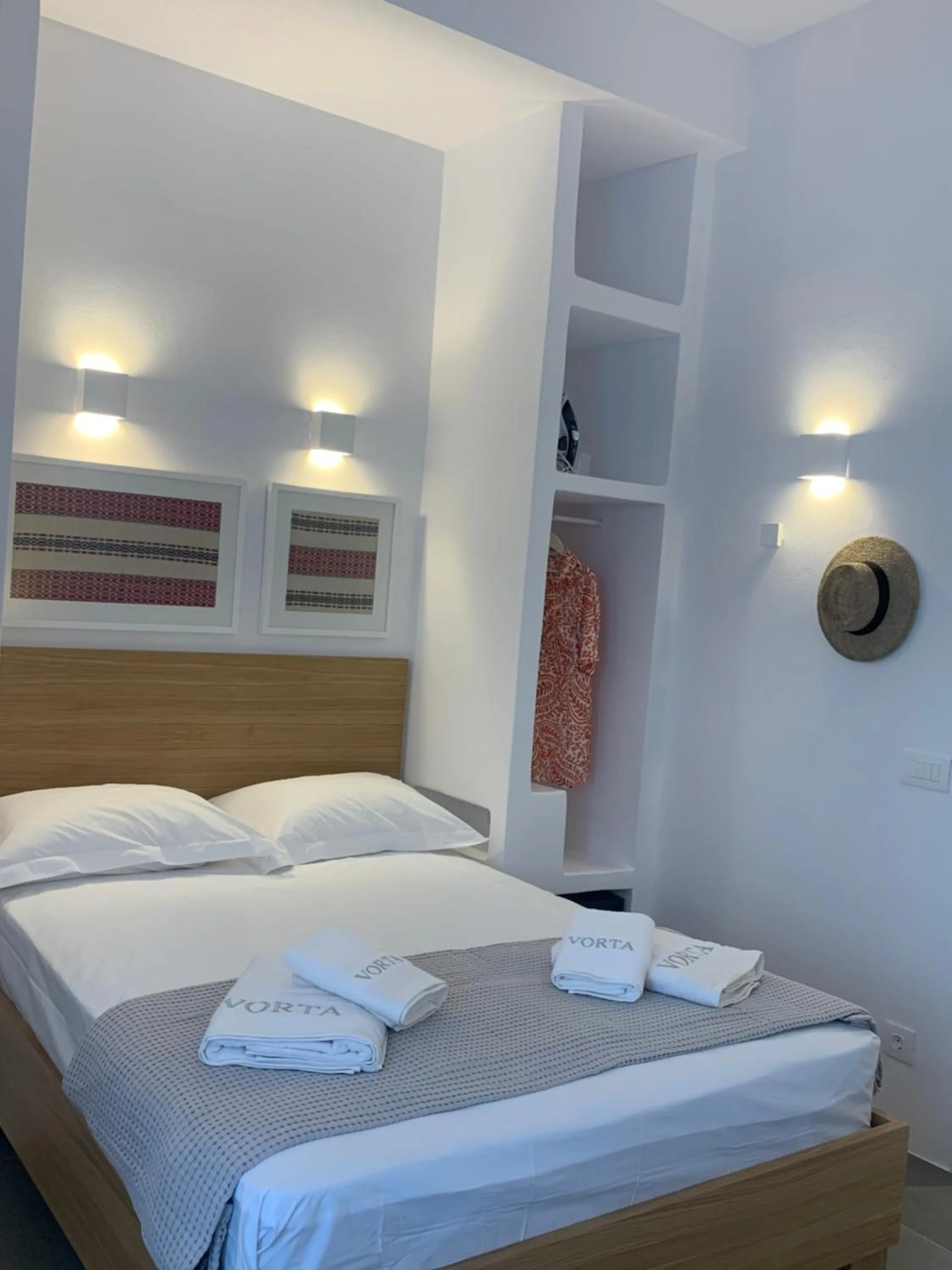 Bed in Vorta Naxos