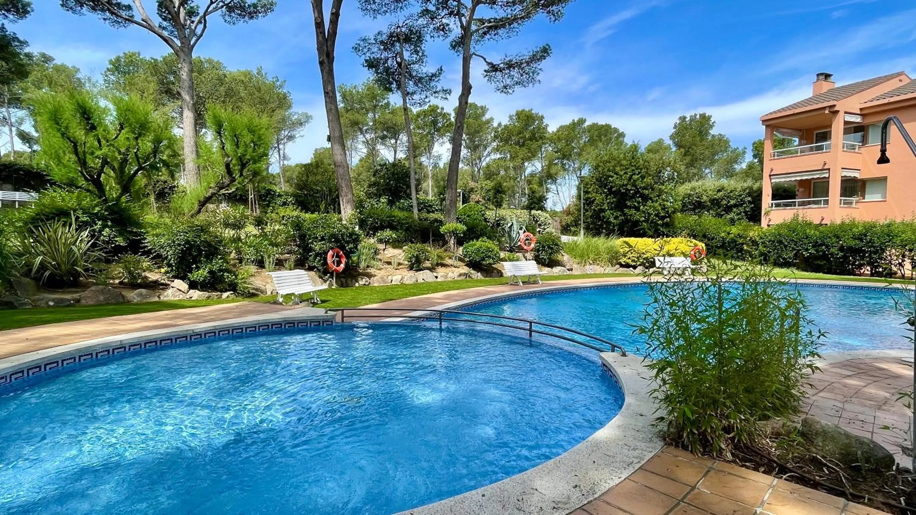 Swimming pool in Puig Sa Guilla 1C B2